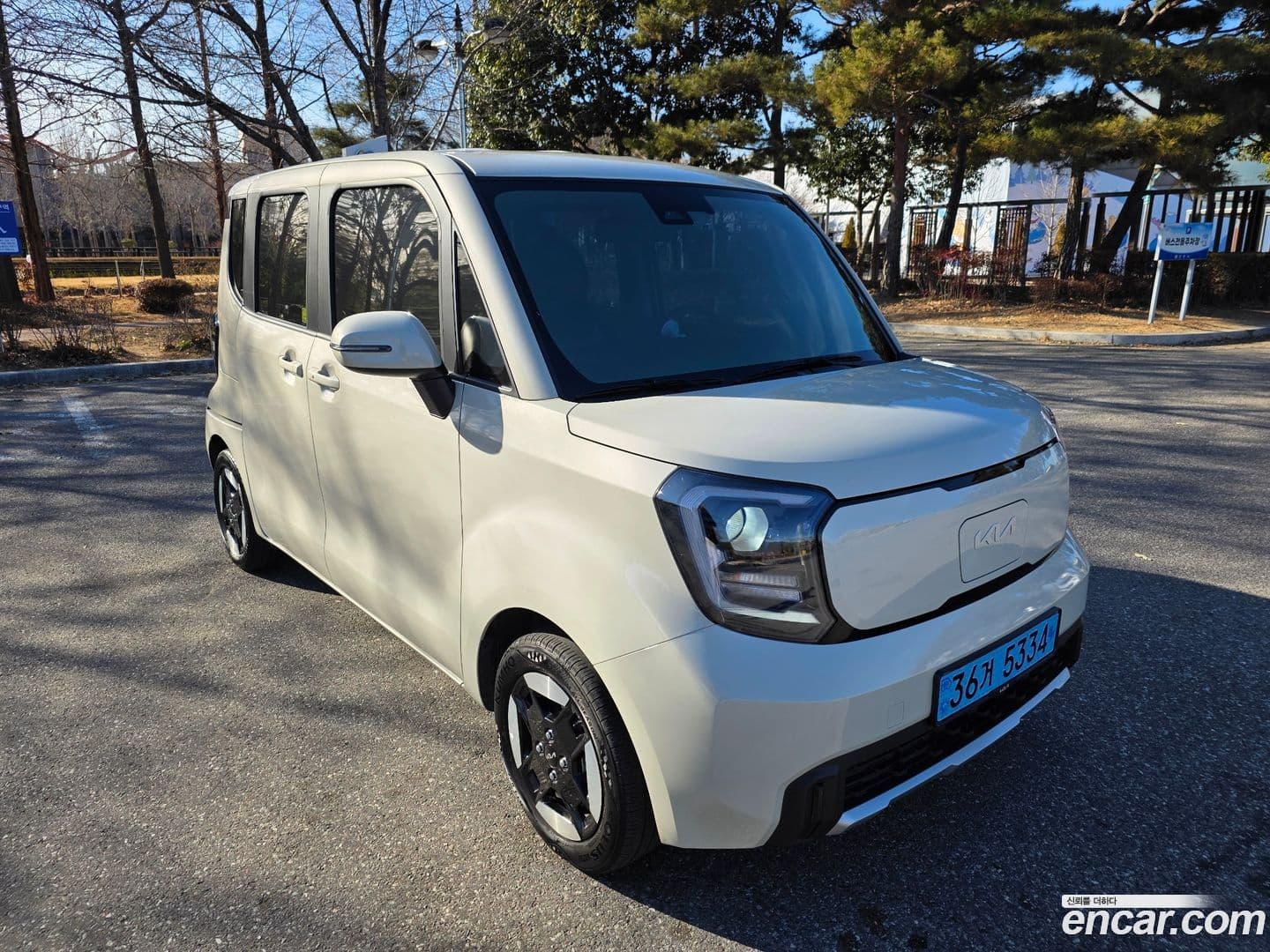 Main__Slider__Photo:RAY Kia 2024.7-0