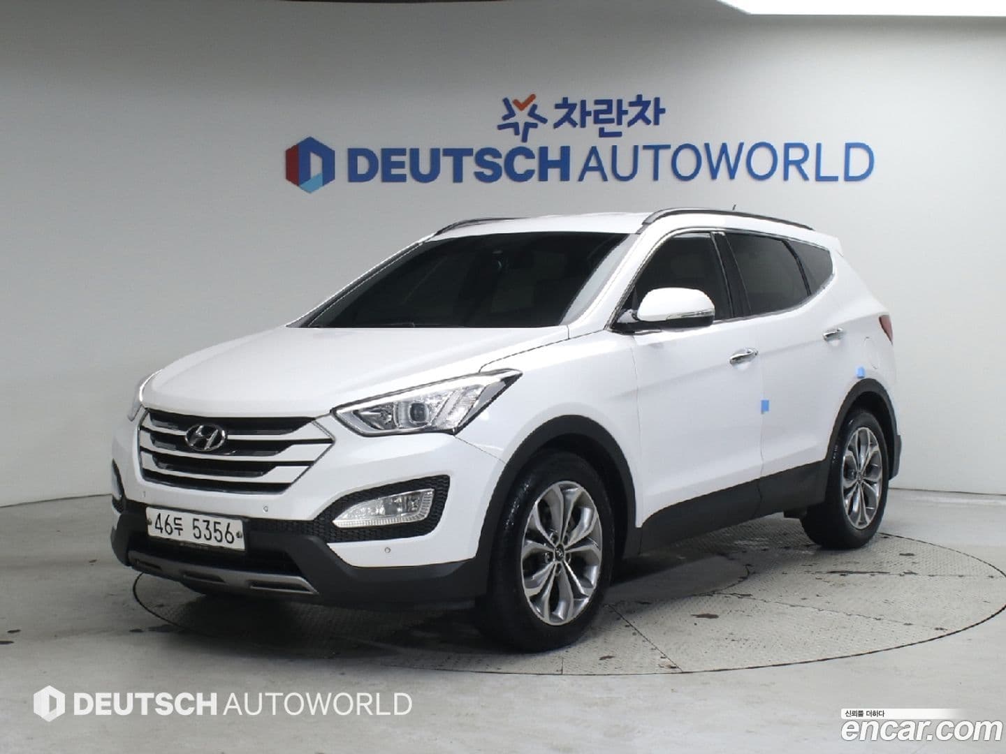 Main__Slider__Photo:Santafe Hyundai 2014.2-0