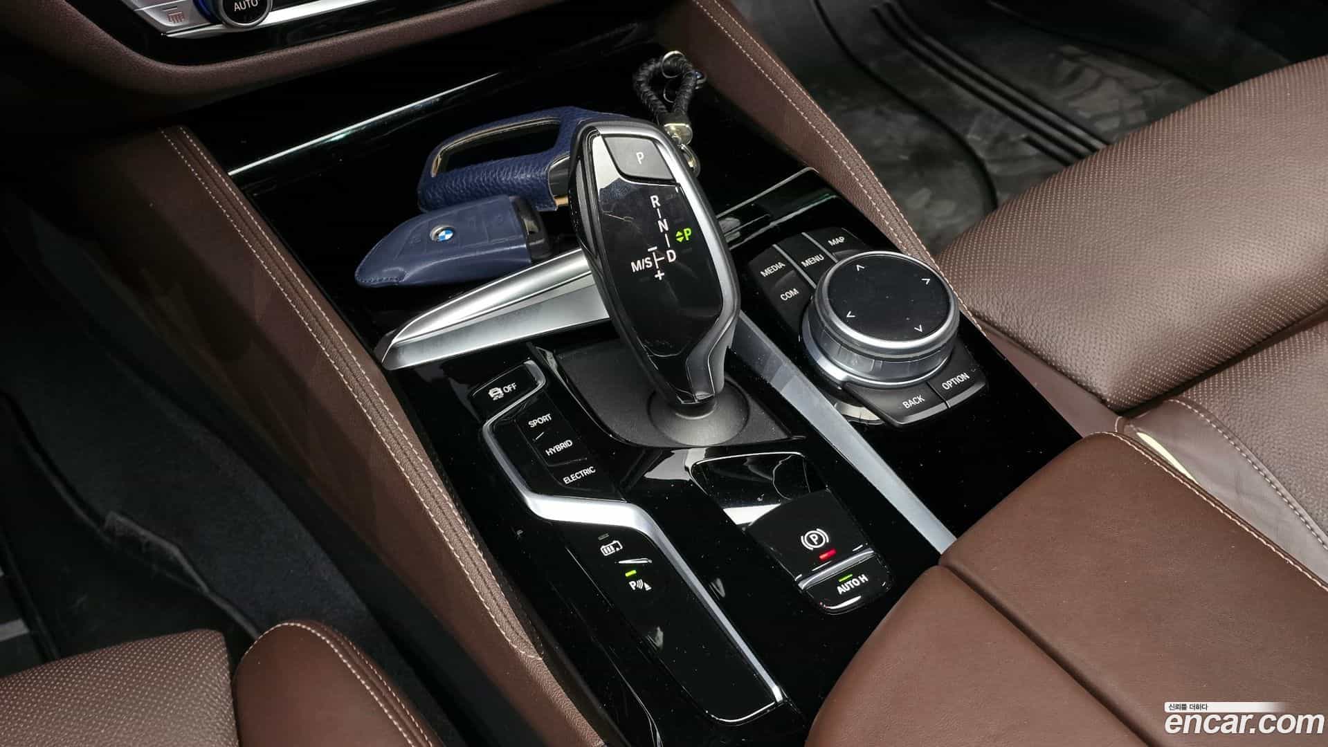 5-Series BMW 2022.0-INNER-009