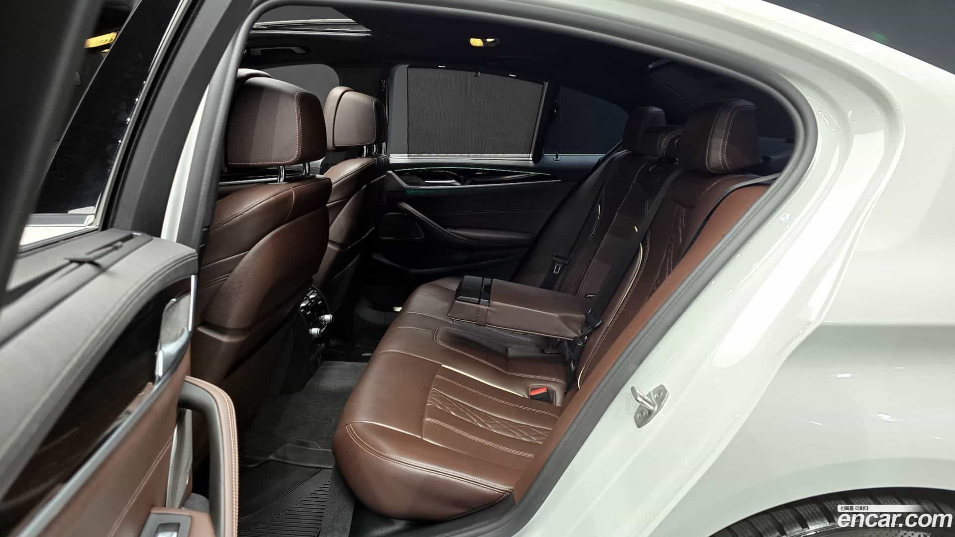 5-Series BMW 2022.0-OPTION-016