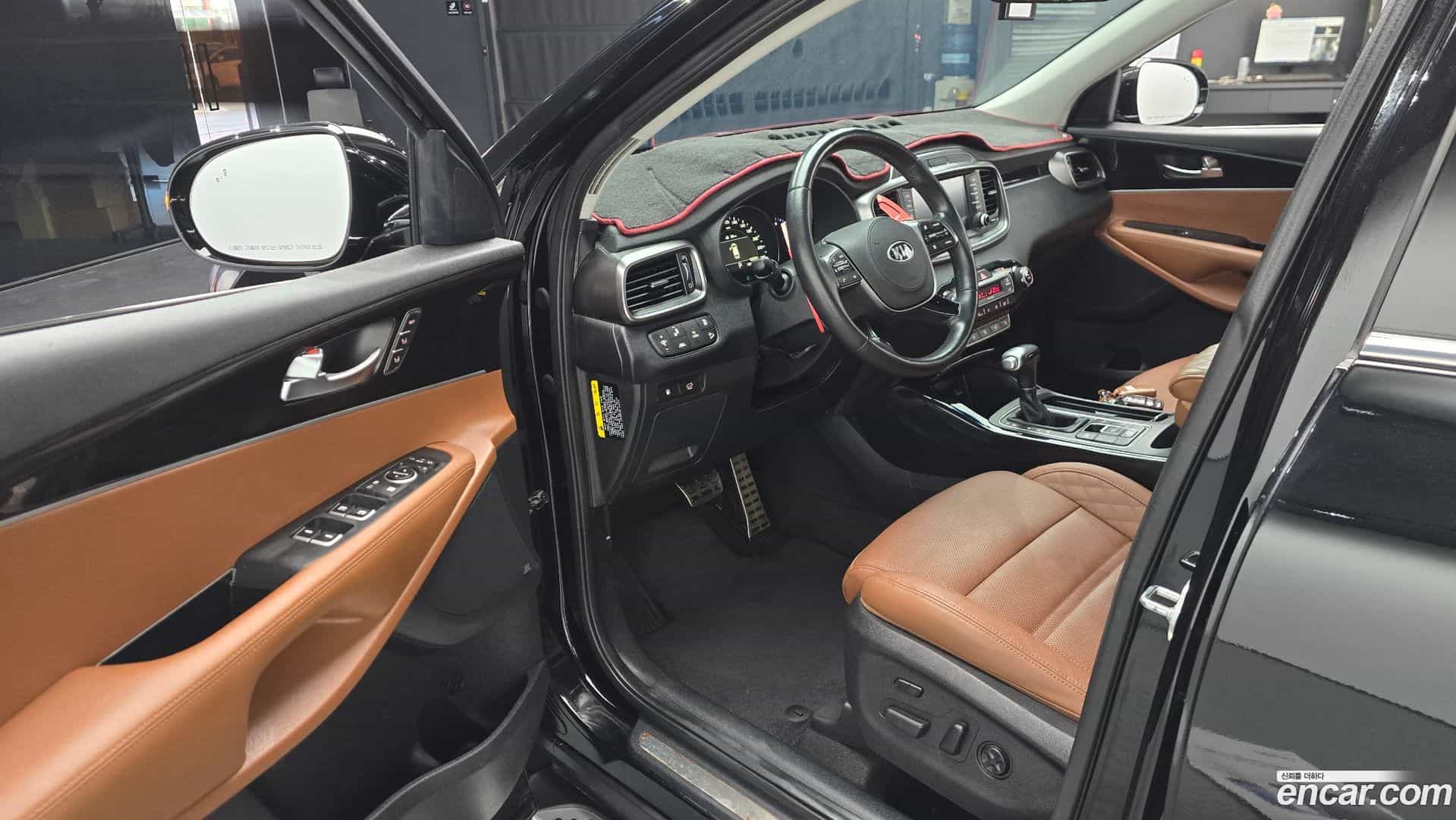 Sorento Kia 2019.2-OPTION-015