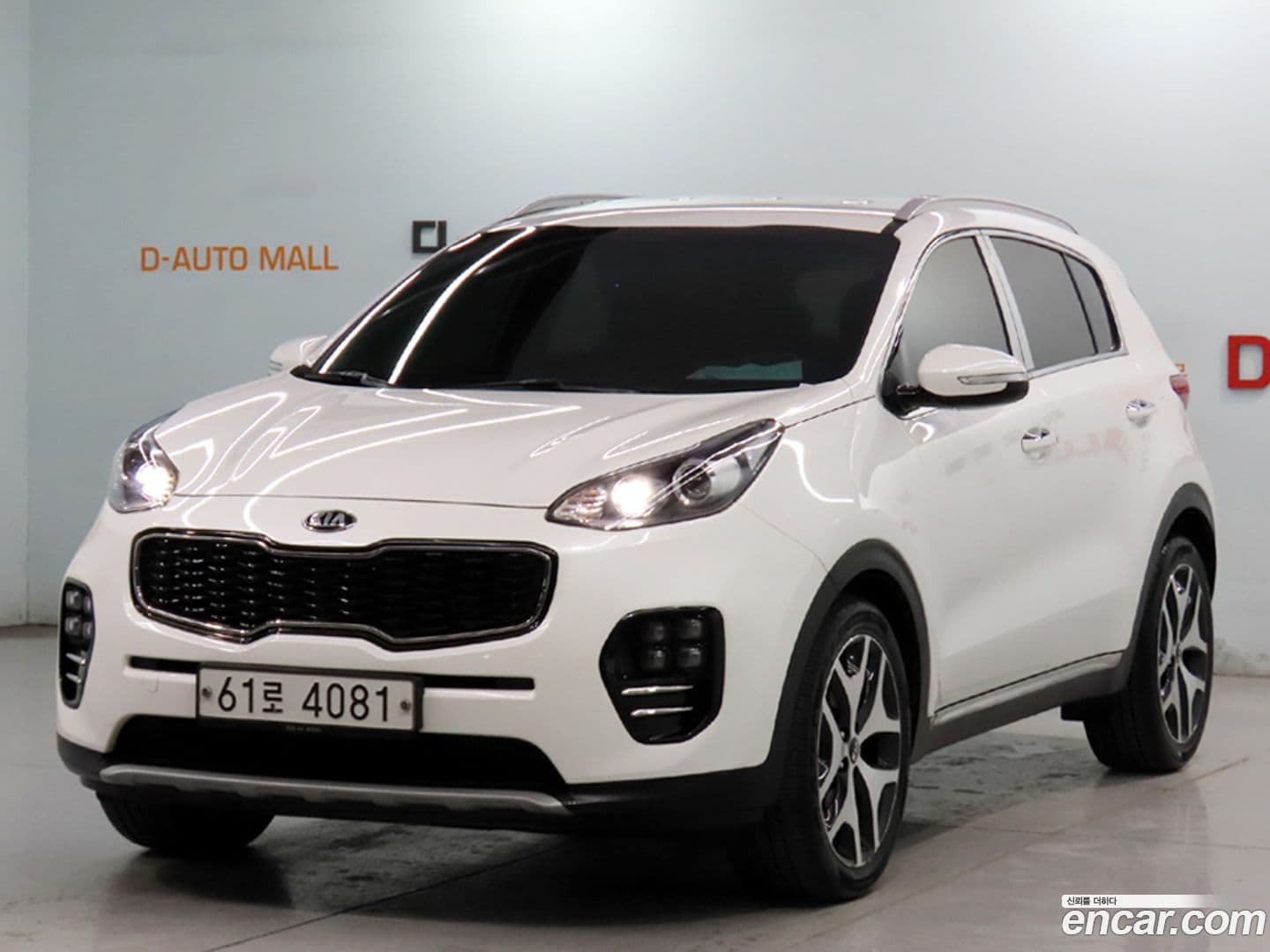 Main__Slider__Photo:Sportage Kia 2017.4-0