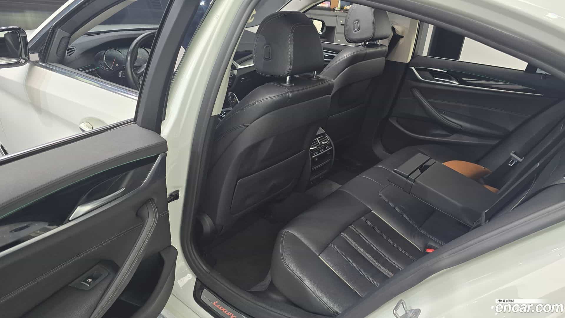 5-Series BMW 2018.8-OPTION-016
