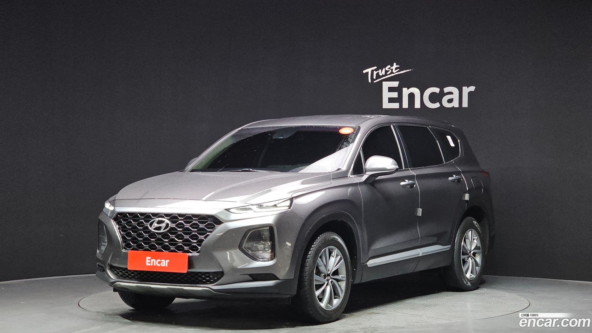 Main__Slider__Photo:Santafe Hyundai 2019.11-0