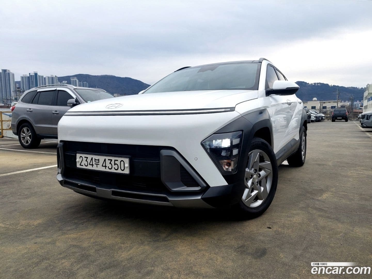 Main__Slider__Photo:Kona Hyundai 2023.3-0