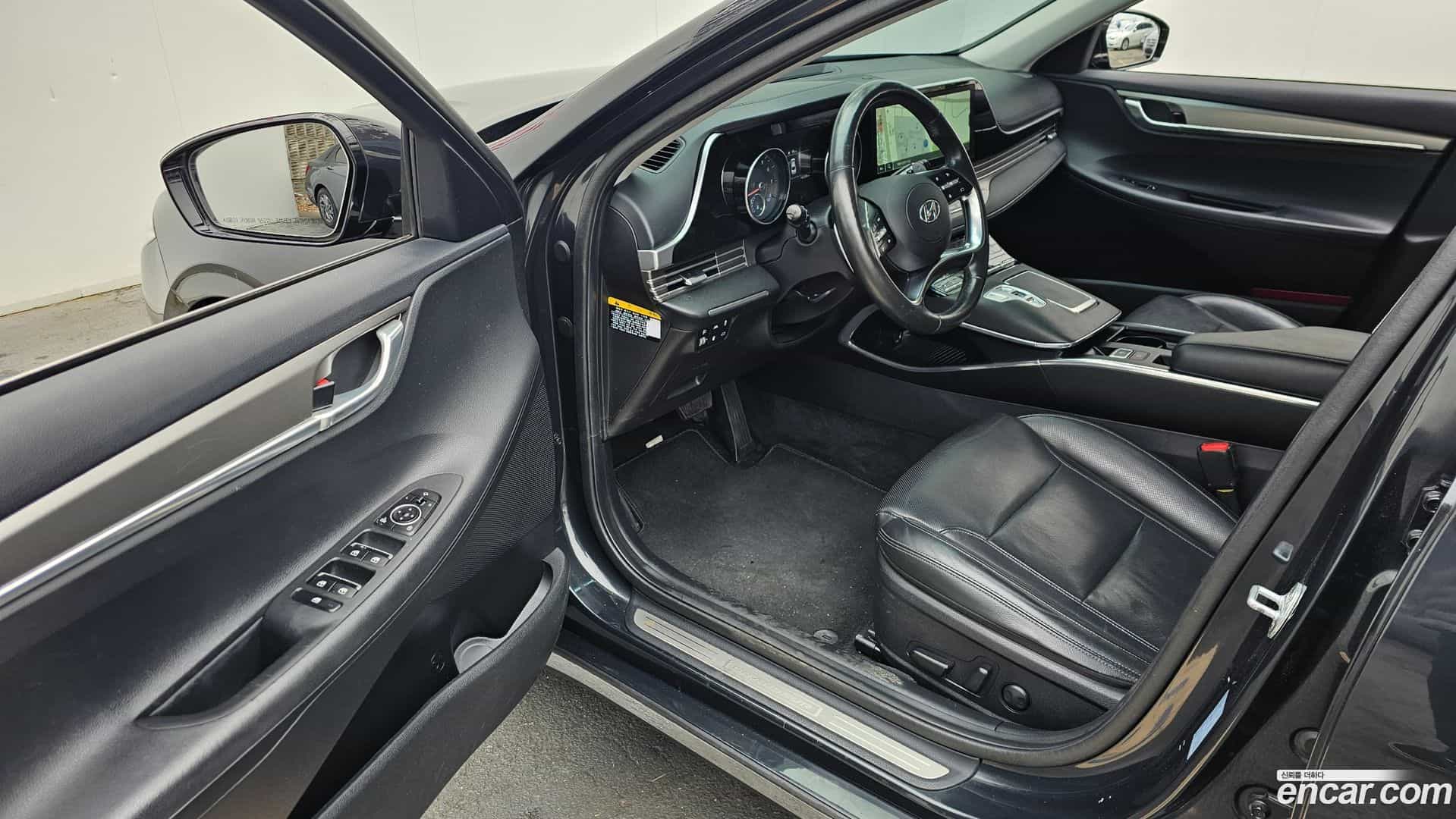Grandeur Hyundai 2020.2-OPTION-015
