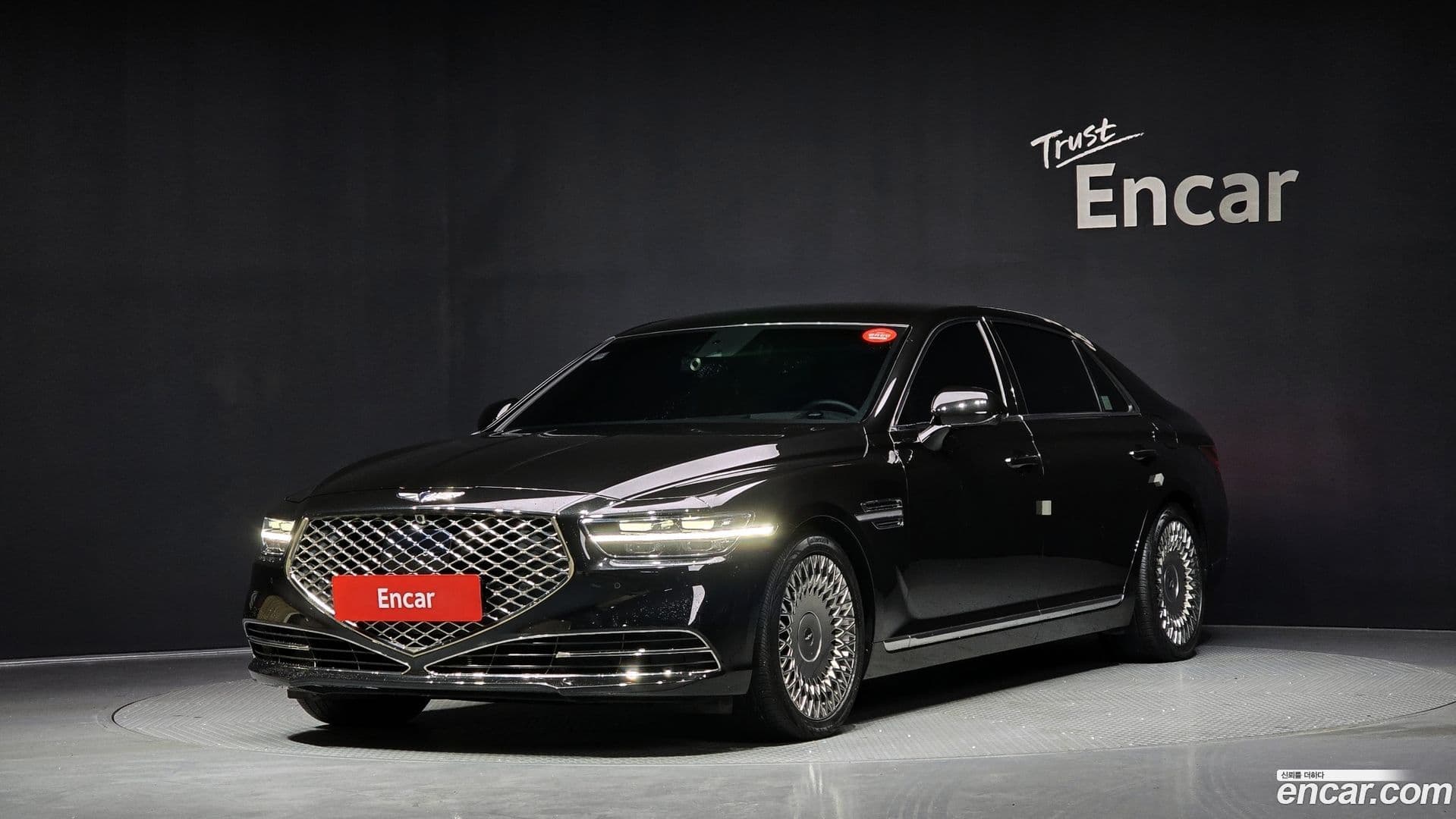 Main__Slider__Photo:G90 Genesis 2019.5-0
