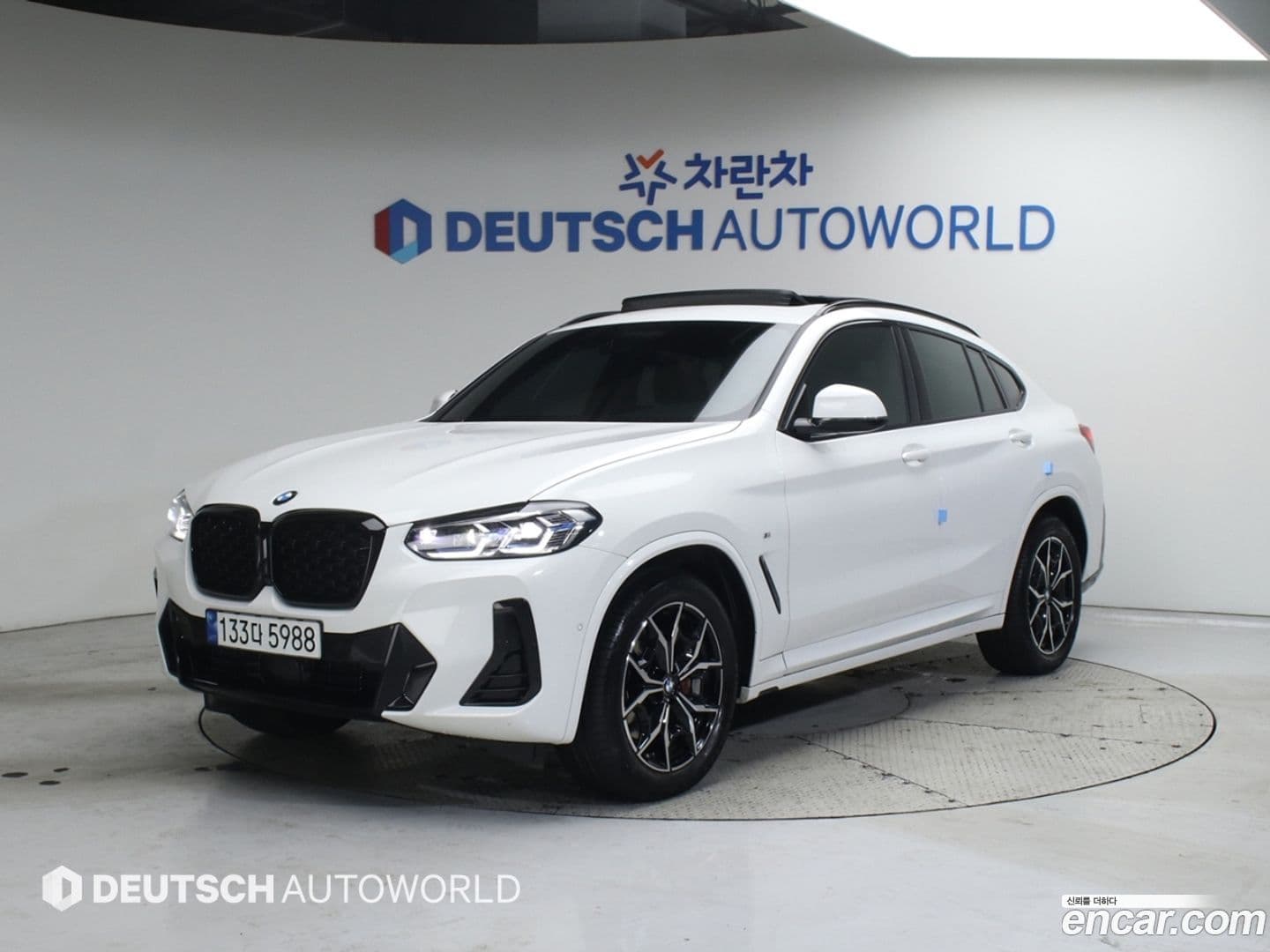 Main__Slider__Photo:X4 BMW 2022.9-0