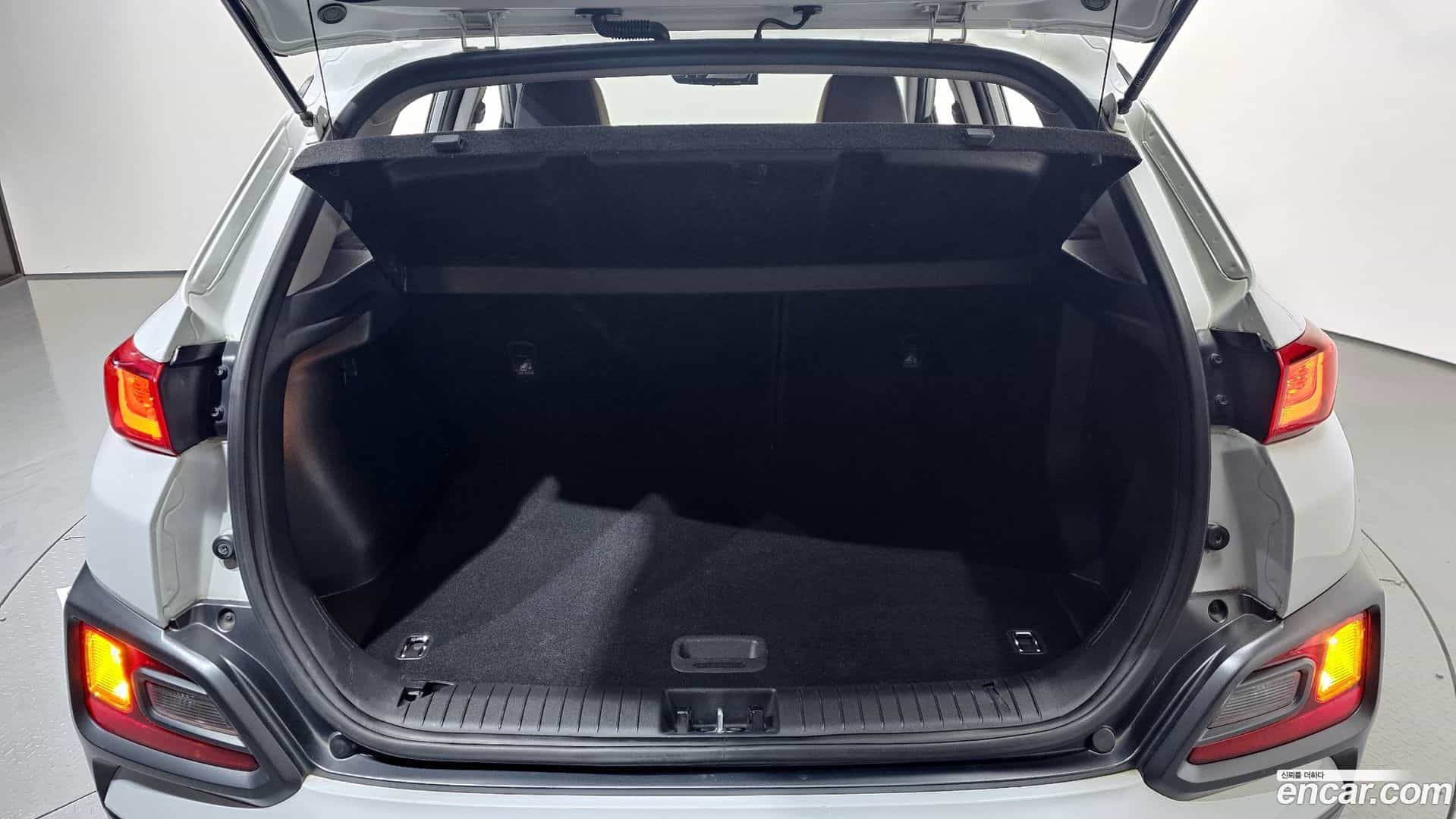 Kona Hyundai 2018.6-OPTION-024