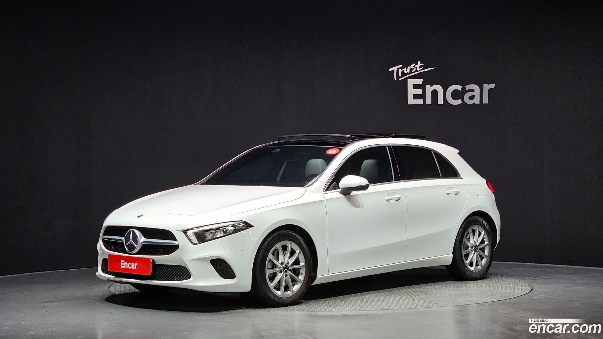 Main__Slider__Photo:A-Class Mercedes-Benz 2021.11-0