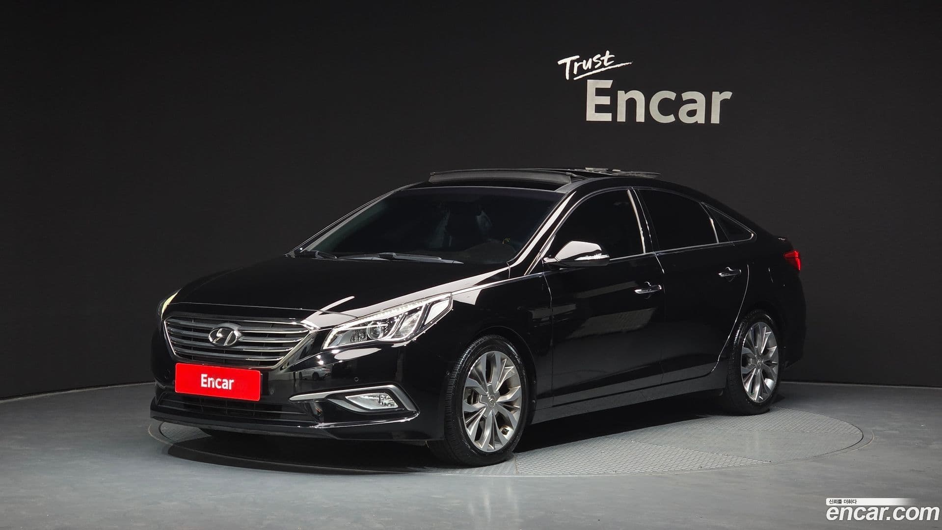 Main__Slider__Photo:Sonata Hyundai 2016.0-0