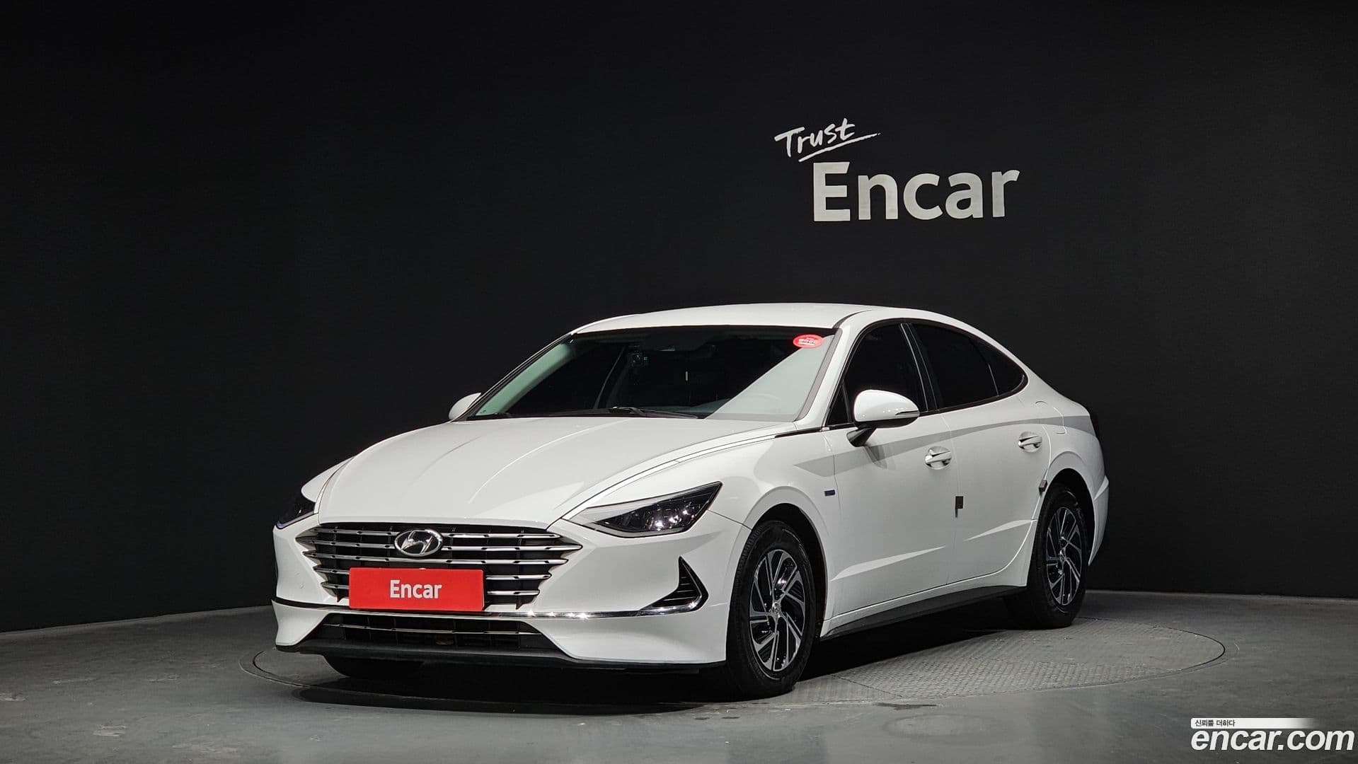 Main__Slider__Photo:Sonata Hyundai 2019.8-0