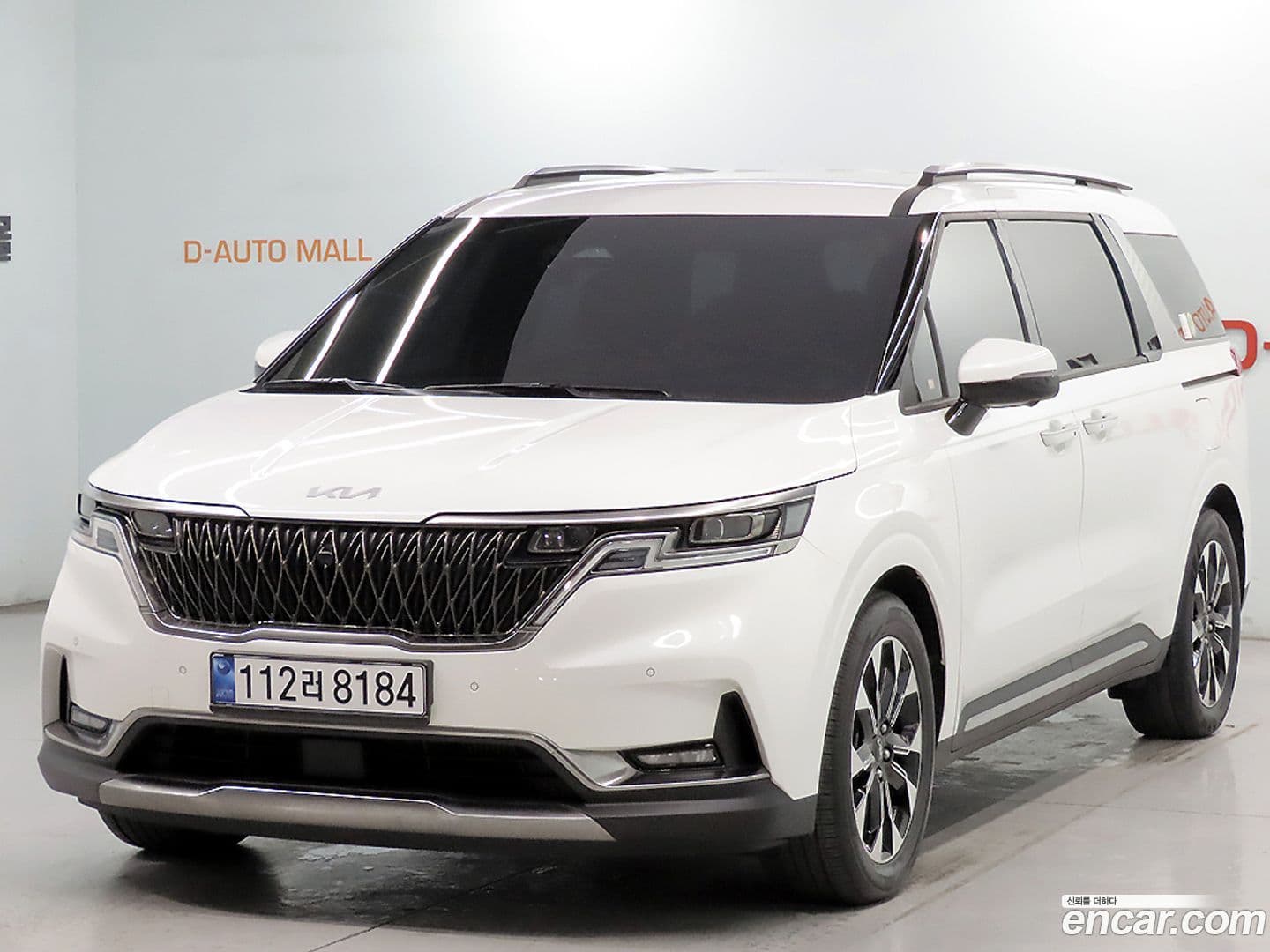 Main__Slider__Photo:Canival Kia 2022.4-0