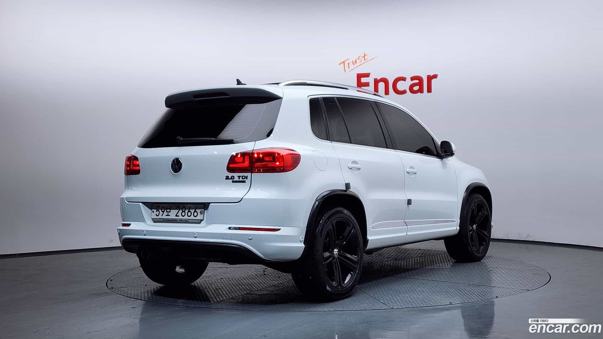 Tiguan Volkswagen 2014.6-OUTER-002