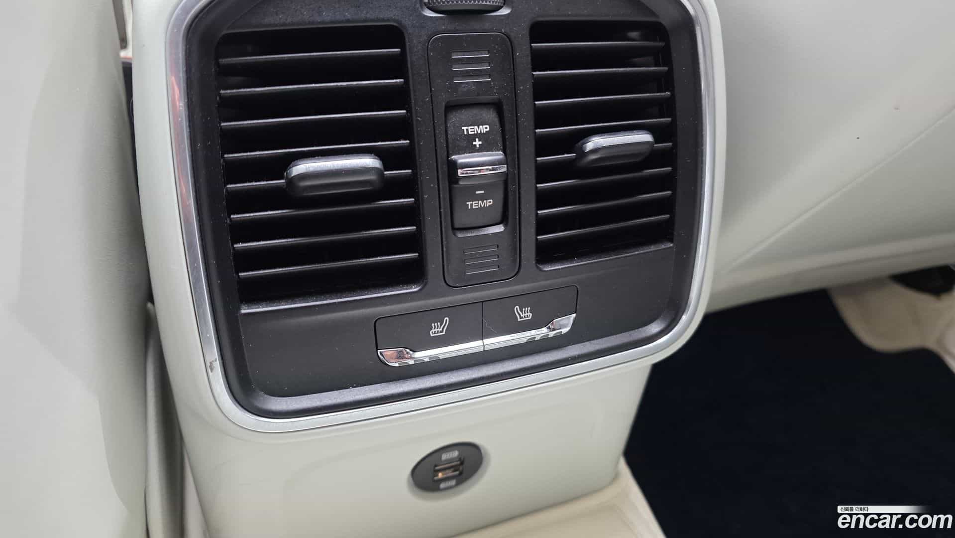 Macan Porsche 2017.9-OPTION-023