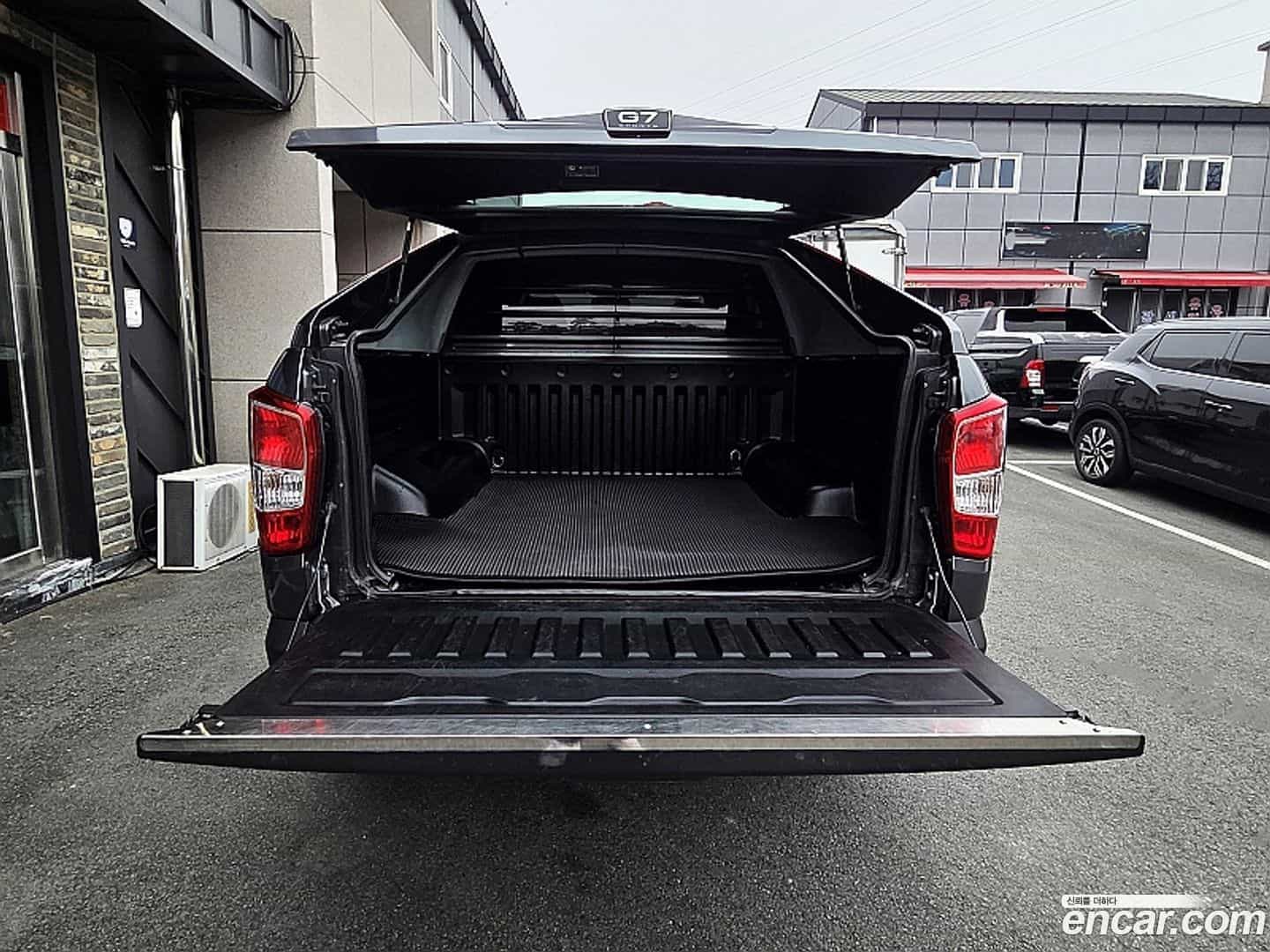 Rexton KG Mobility 2018.1-OUTER-005