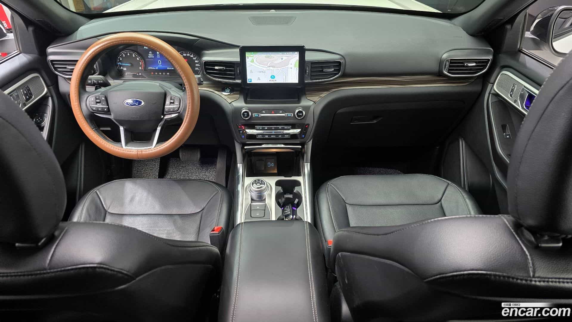 Explorer Ford 2020.1-INNER-007