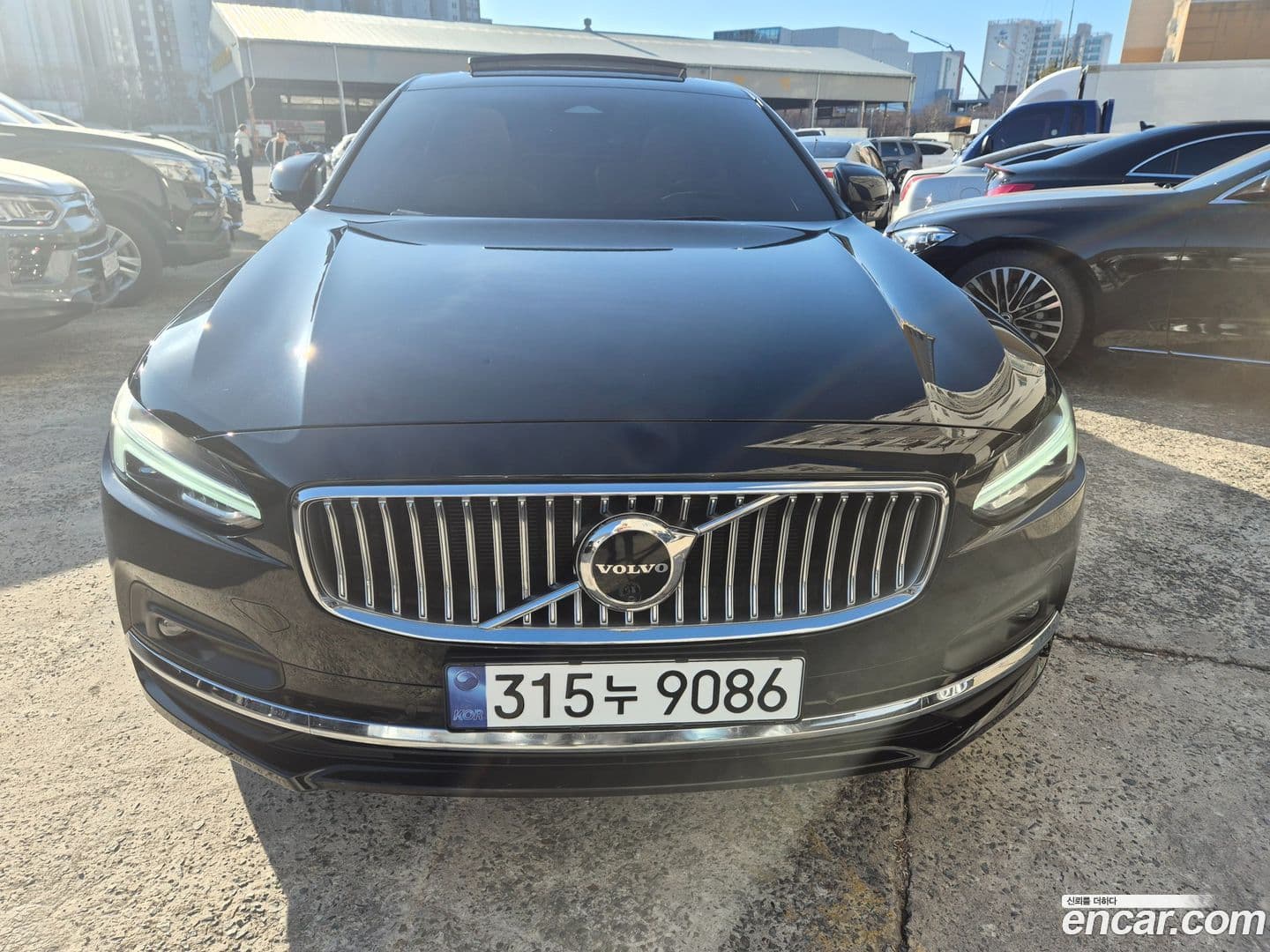 Main__Slider__Photo:S90 Volvo 2023.0-0