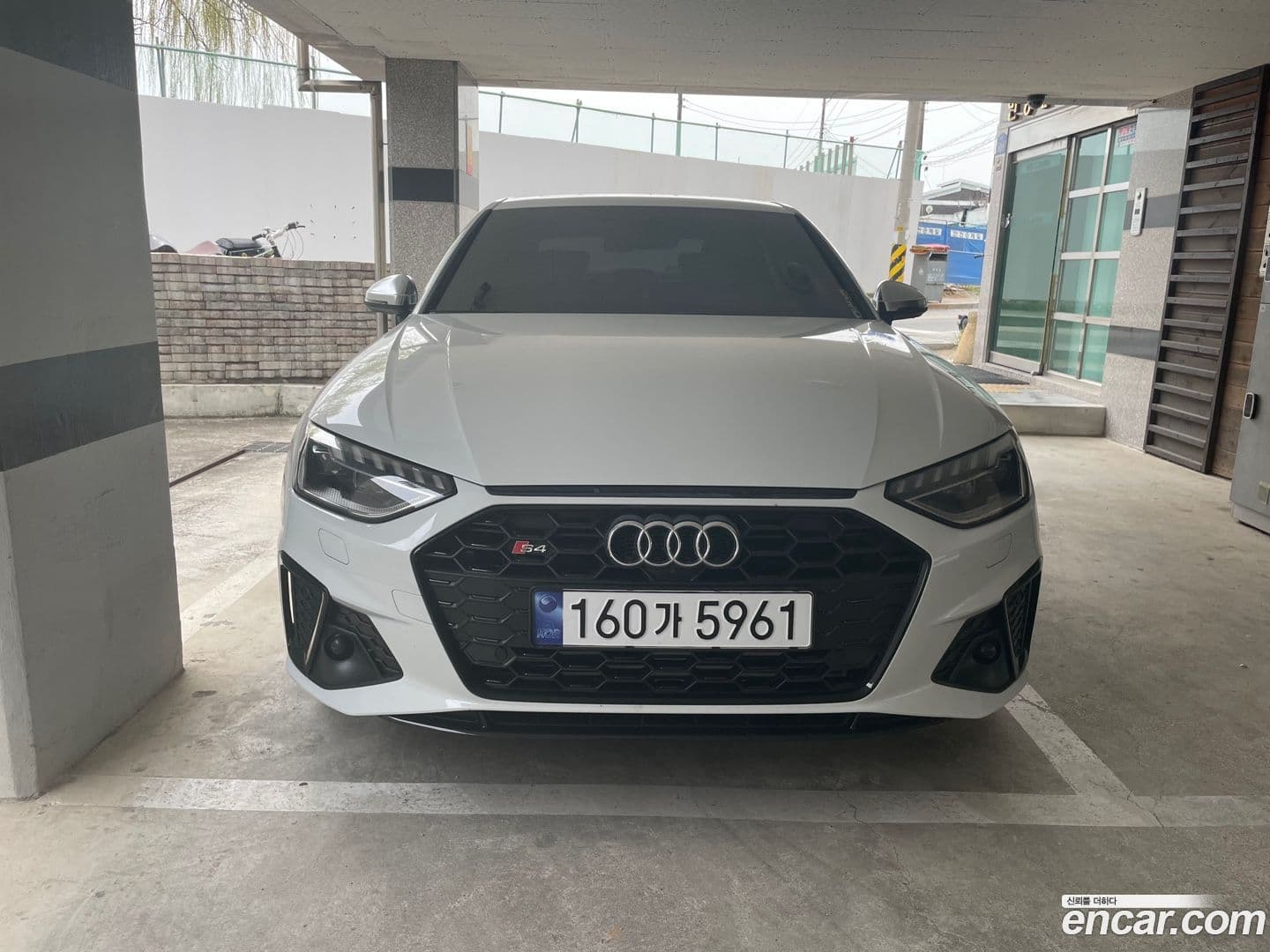 Main__Slider__Photo:S4 Audi 2023.9-0