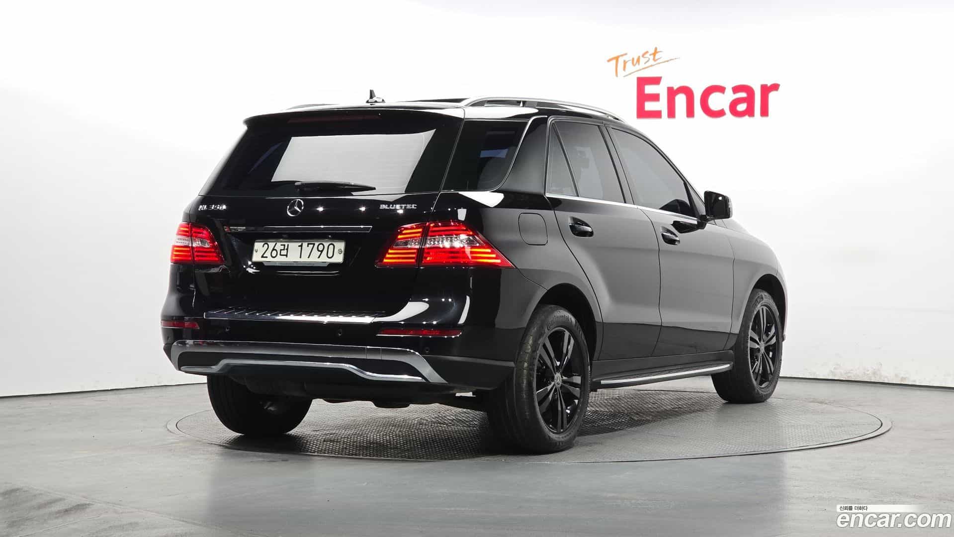 M-class Mercedes-Benz 2013.3-OUTER-002