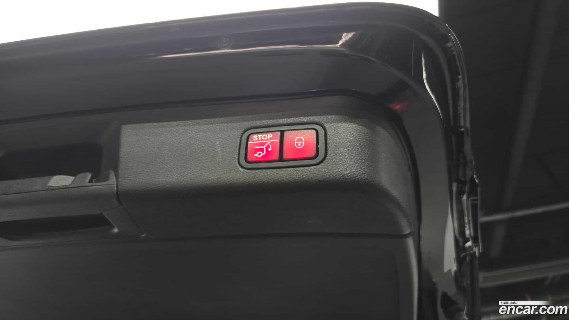 M-class Mercedes-Benz 2013.3-OPTION-024
