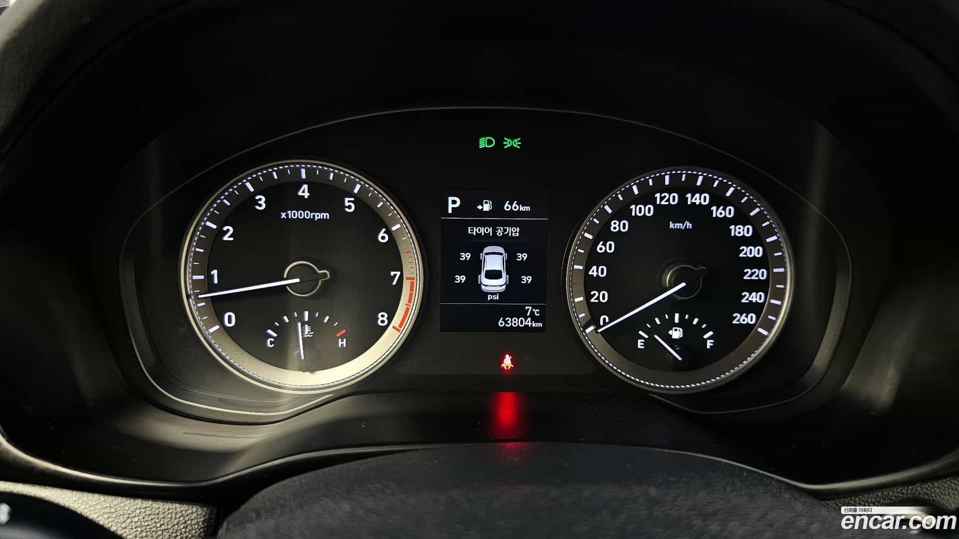 Grandeur Hyundai 2018.4-INNER-008