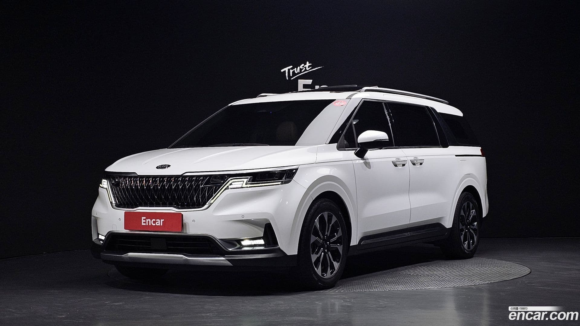 Main__Slider__Photo:Canival Kia 2021.3-0