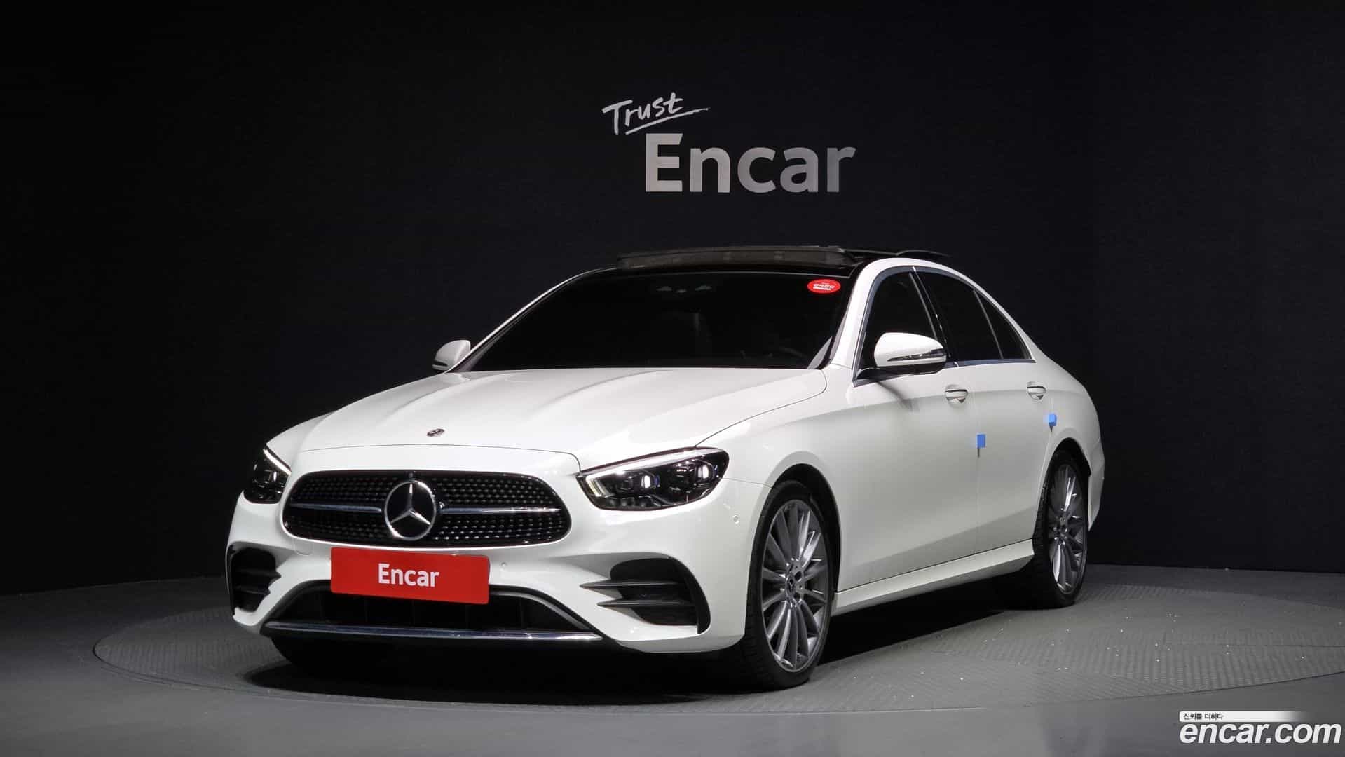 E-Class Mercedes-Benz 2021.11-OUTER-001