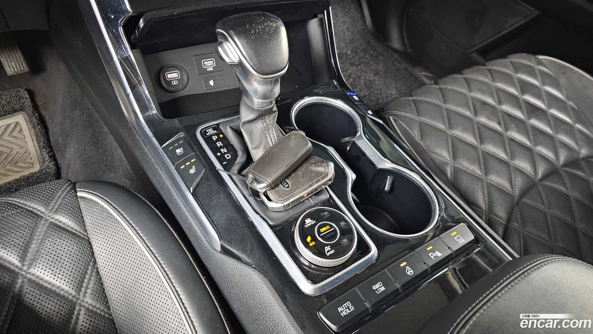 Mohave Kia 2020.0-INNER-009