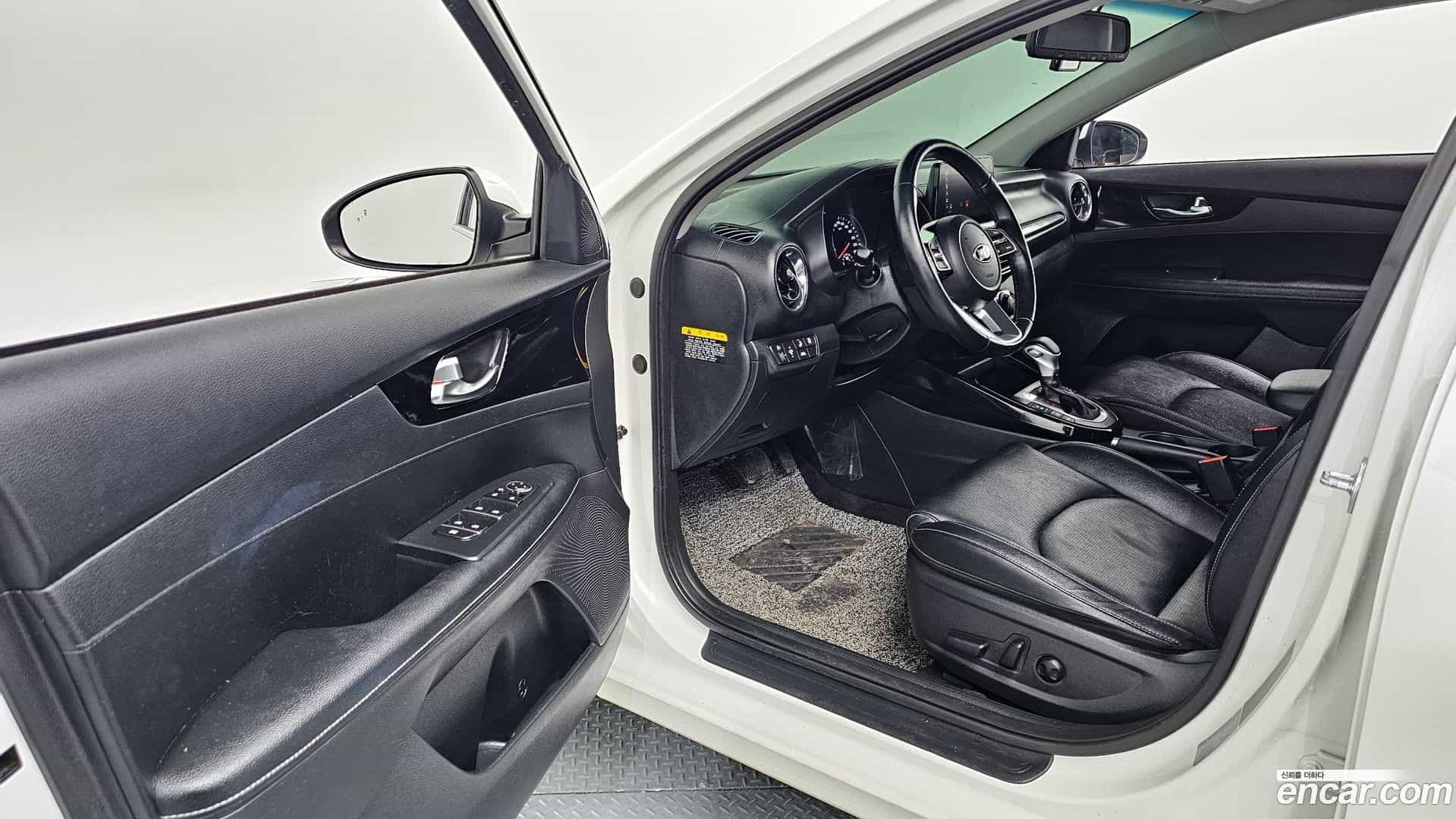 K3 Kia 2020.5-INNER-010