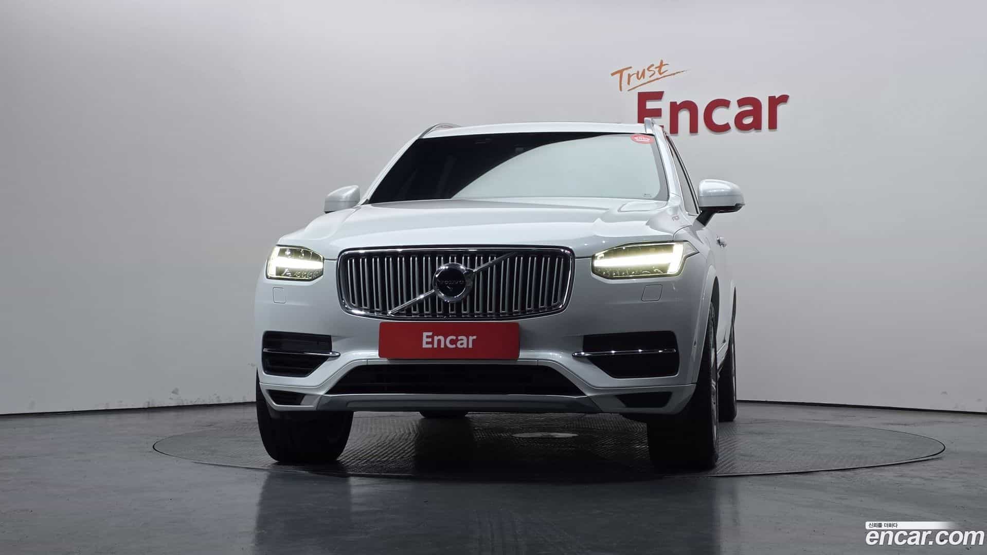 XC90 Volvo 2018.2-OUTER-003