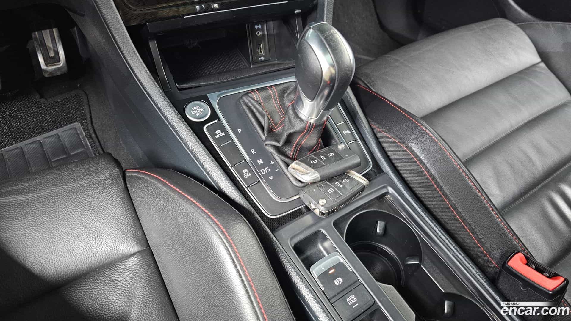 Golf Volkswagen 2015.10-INNER-009