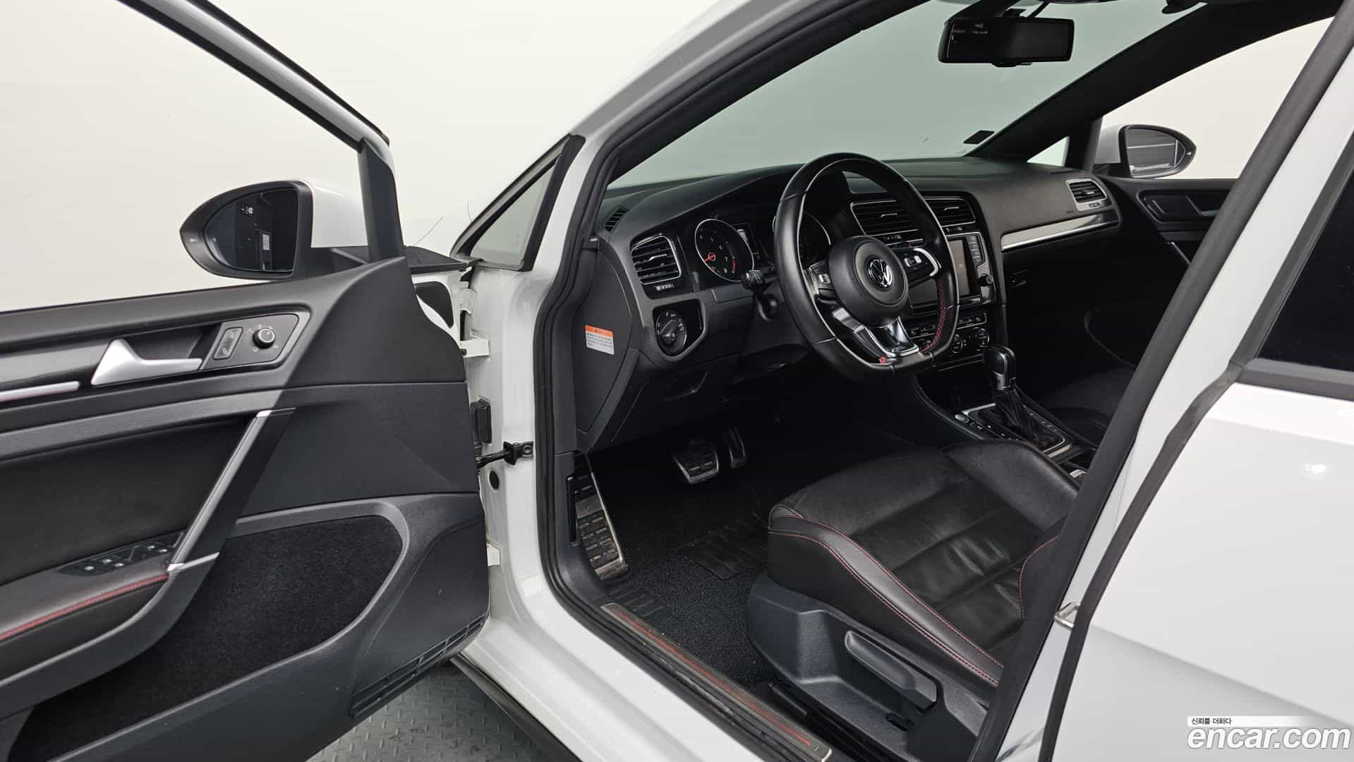 Golf Volkswagen 2015.10-INNER-010