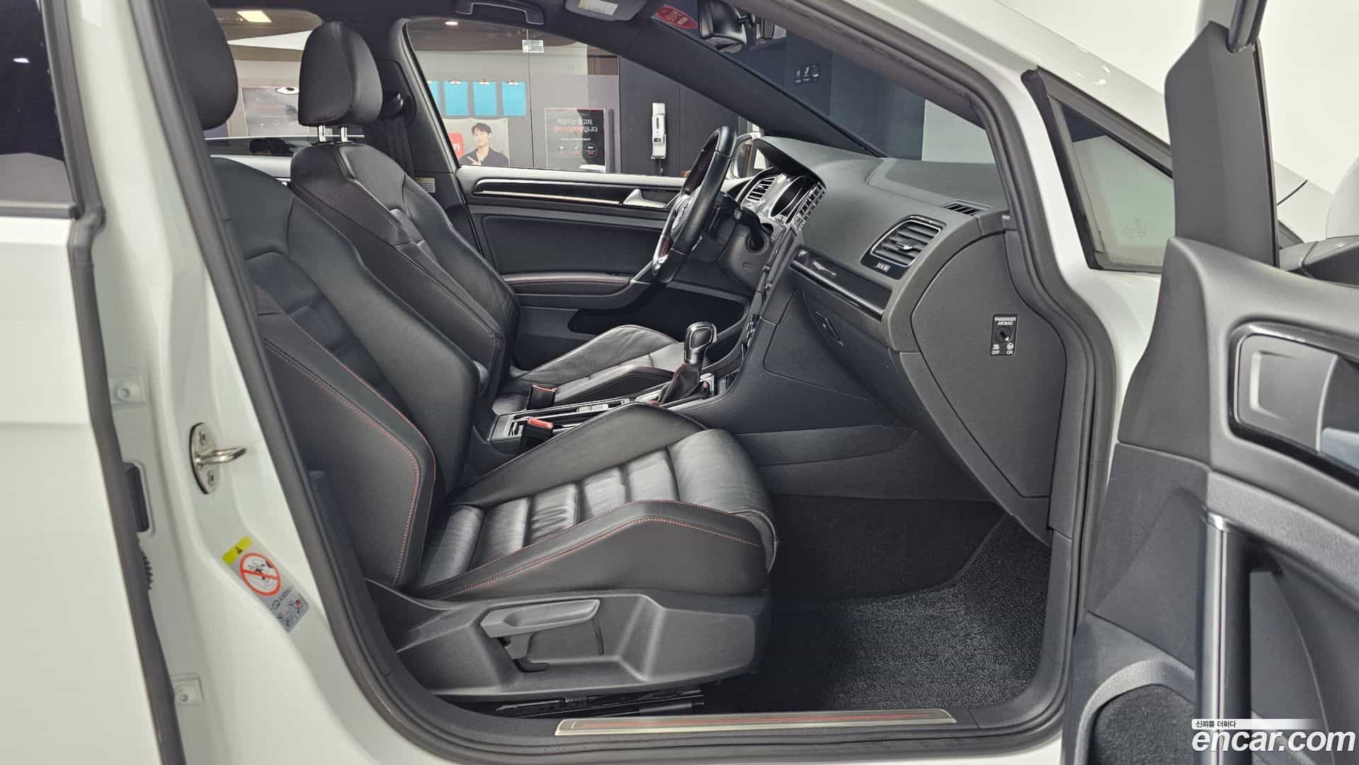 Golf Volkswagen 2015.10-OPTION-015