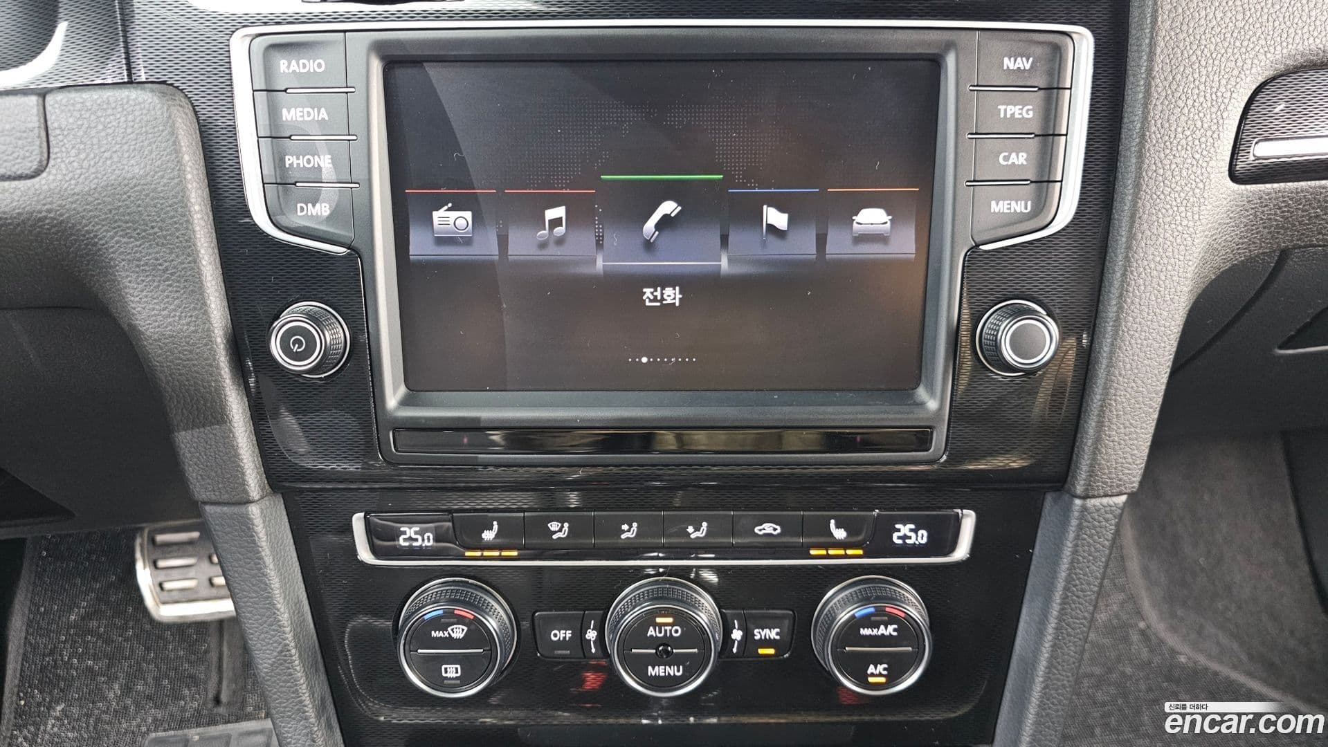 Main__Slider__Photo:Golf Volkswagen 2015.10-13