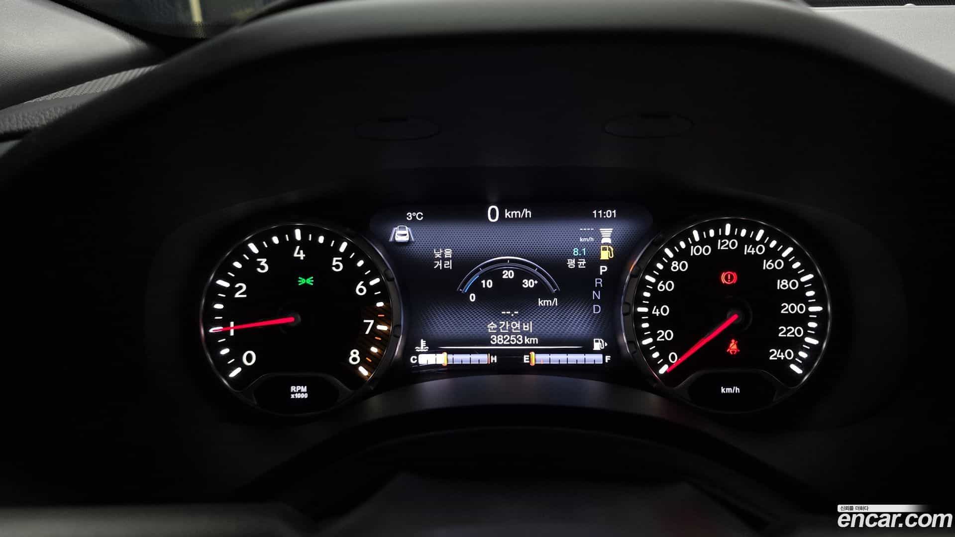 Renegade Jeep 2021.3-INNER-008