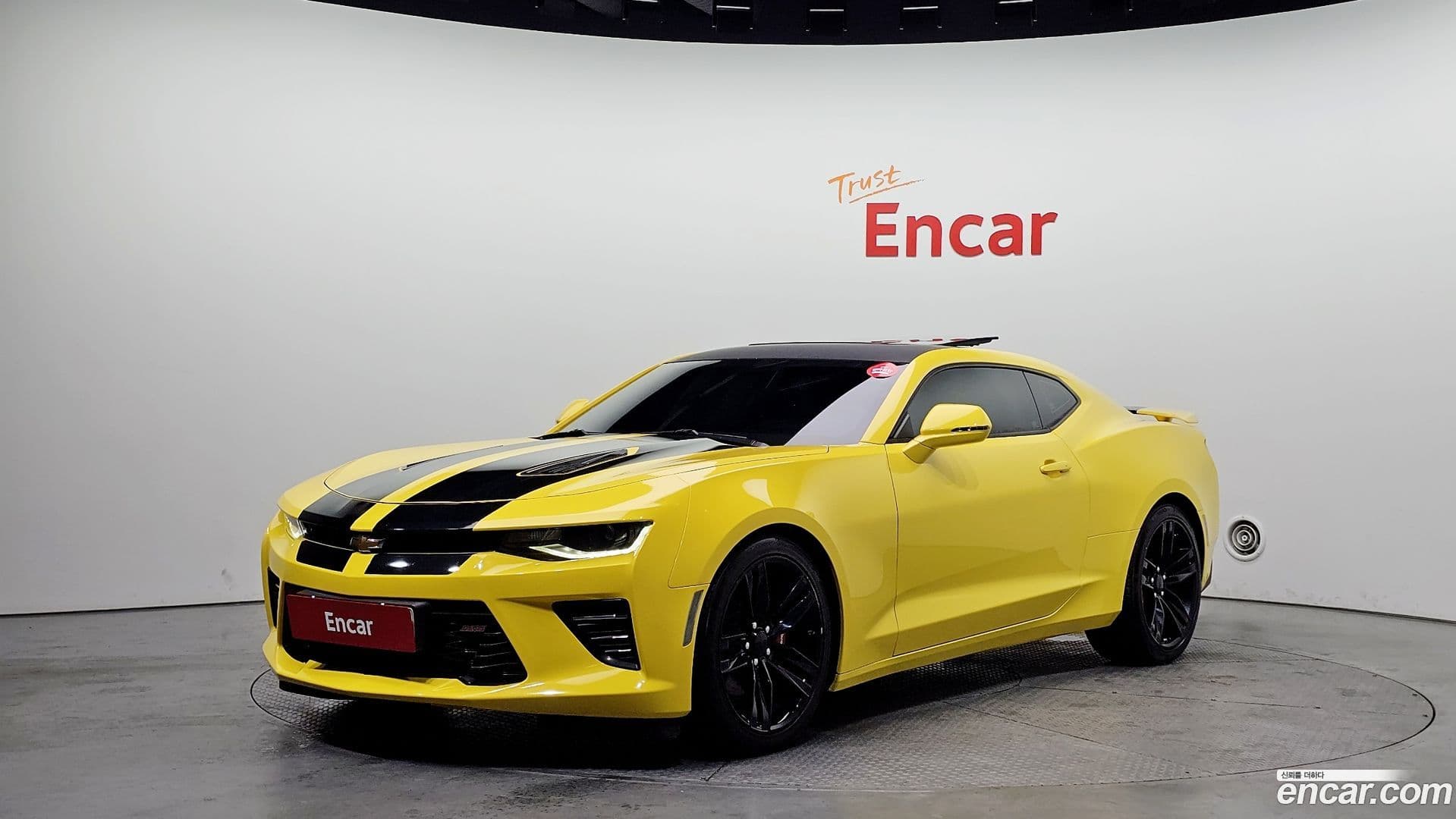 Main__Slider__Photo:Camaro Chevrolet 2018.11-0