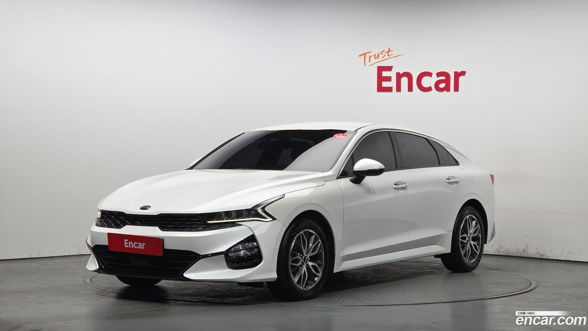 Main__Slider__Photo:K5 Kia 2020.4-0