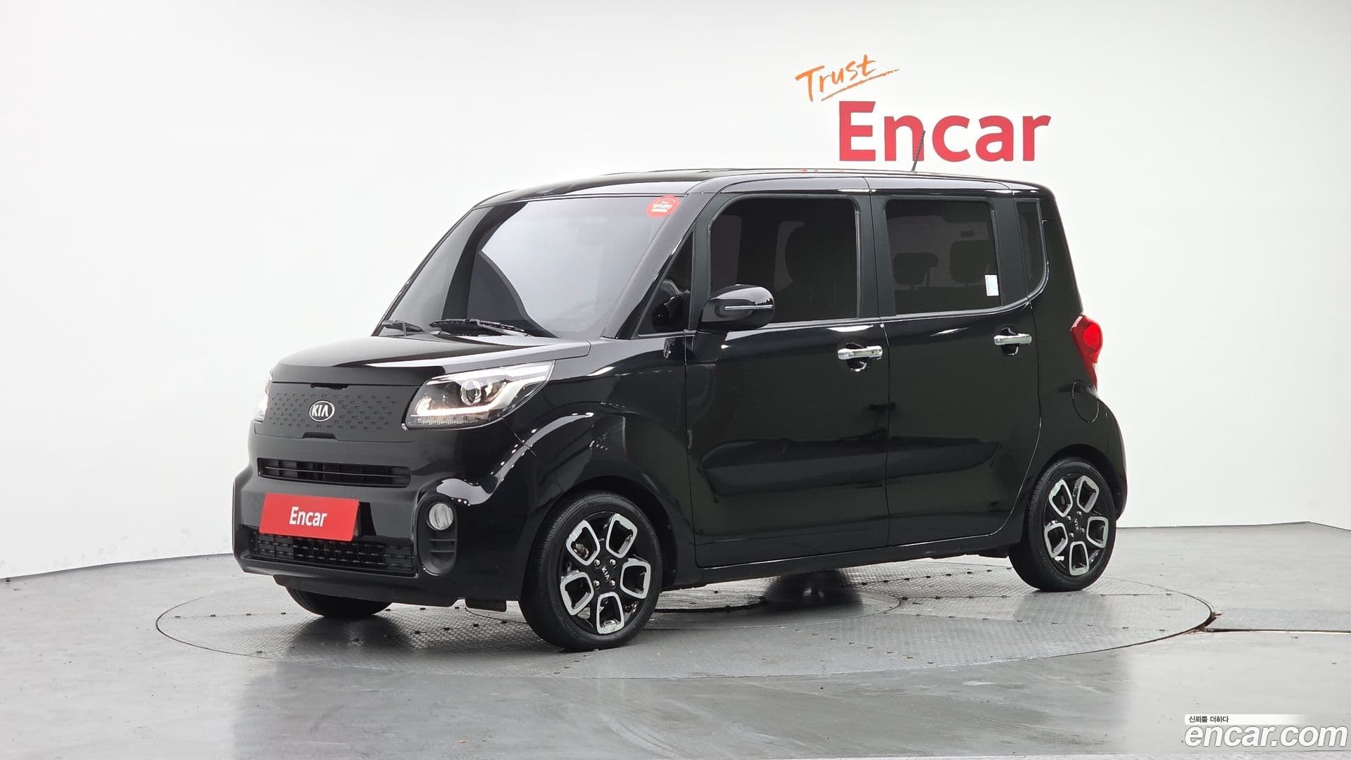 Main__Slider__Photo:RAY Kia 2019.5-0