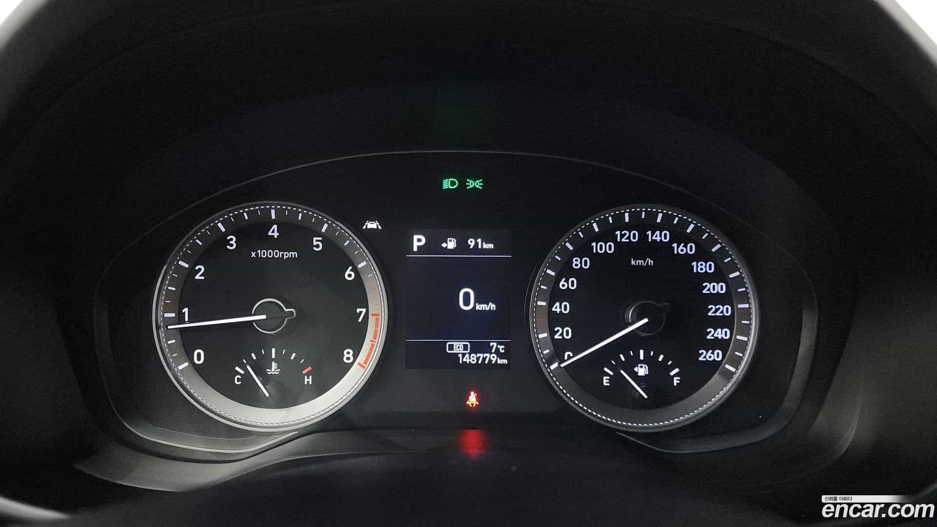 Grandeur Hyundai 2018.3-INNER-008