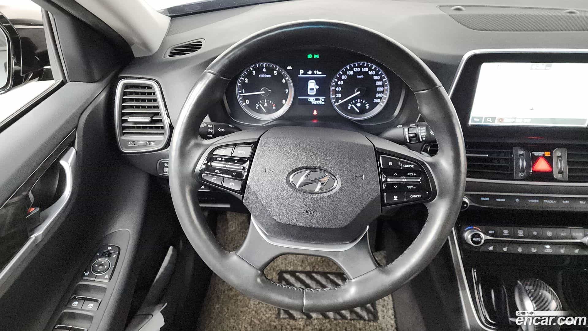 Grandeur Hyundai 2018.3-OPTION-017