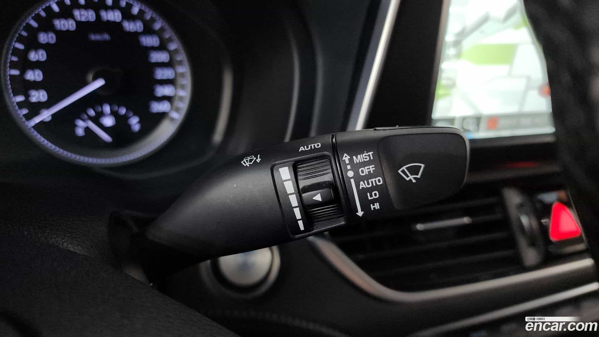 Grandeur Hyundai 2018.3-OPTION-019