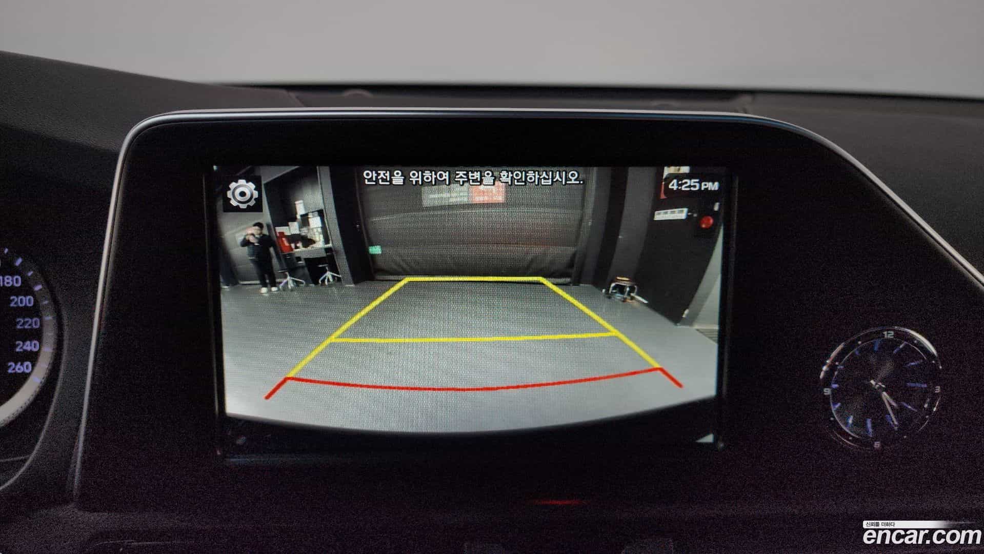 Grandeur Hyundai 2018.3-OPTION-021