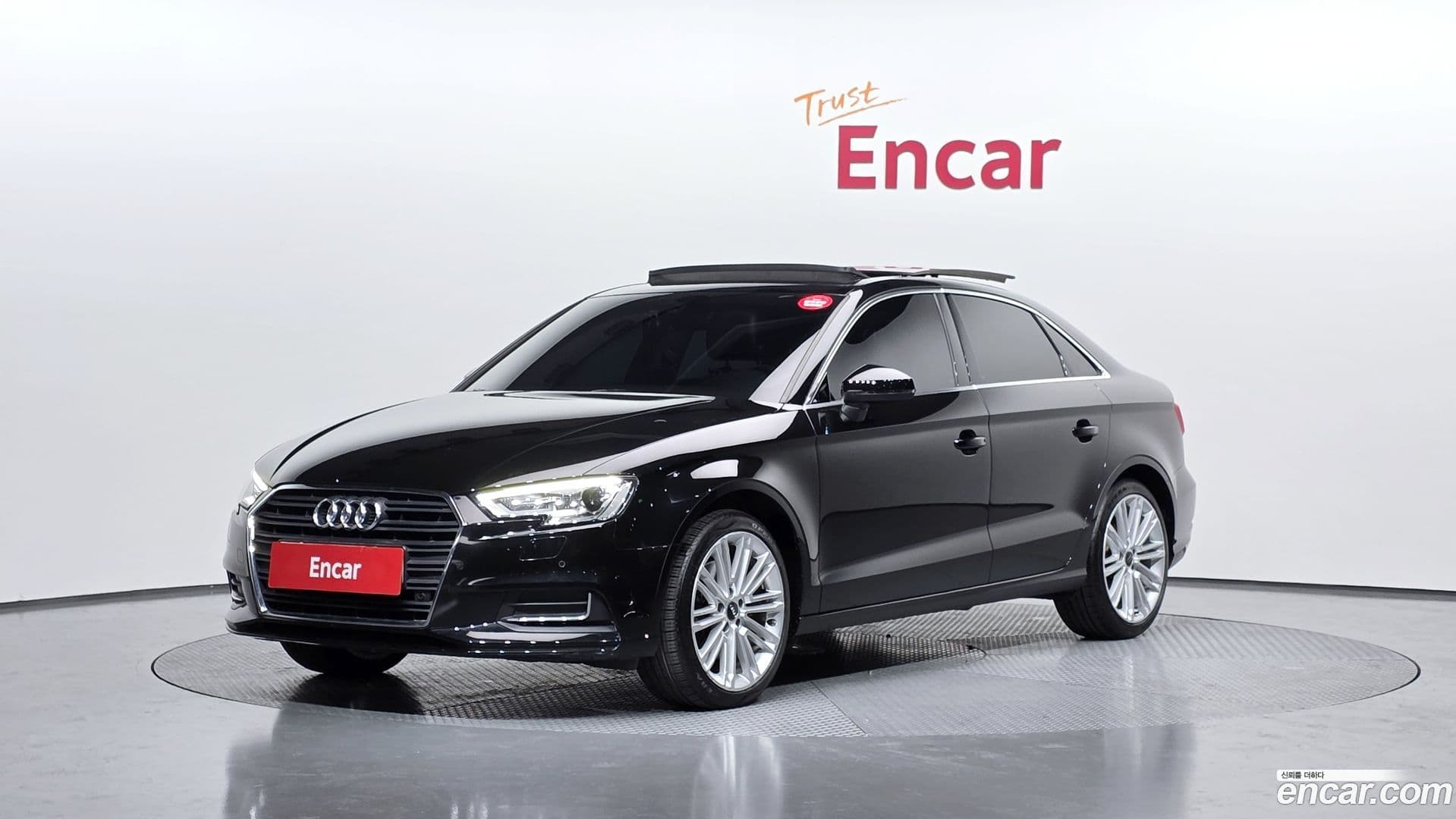 Main__Slider__Photo:A3 Audi 2018.7-0