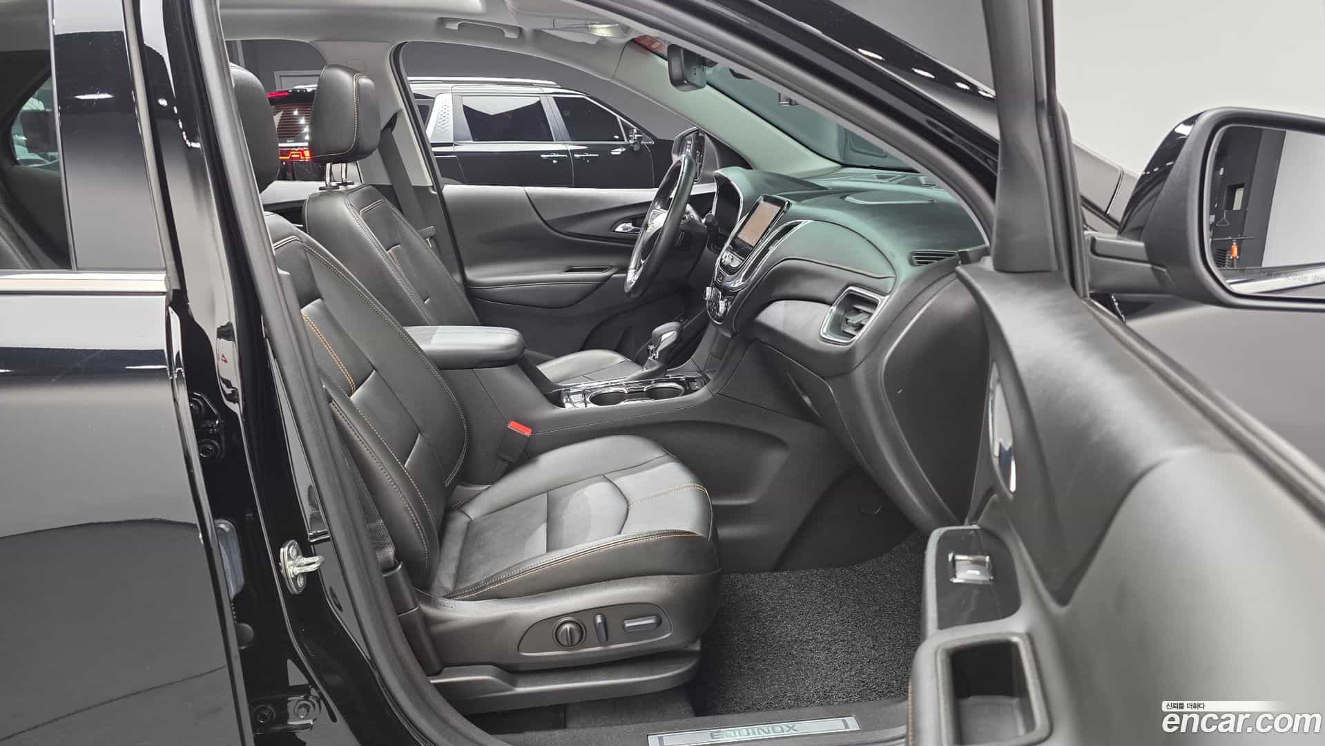 Equinox Chevrolet 2022.7-INNER-010