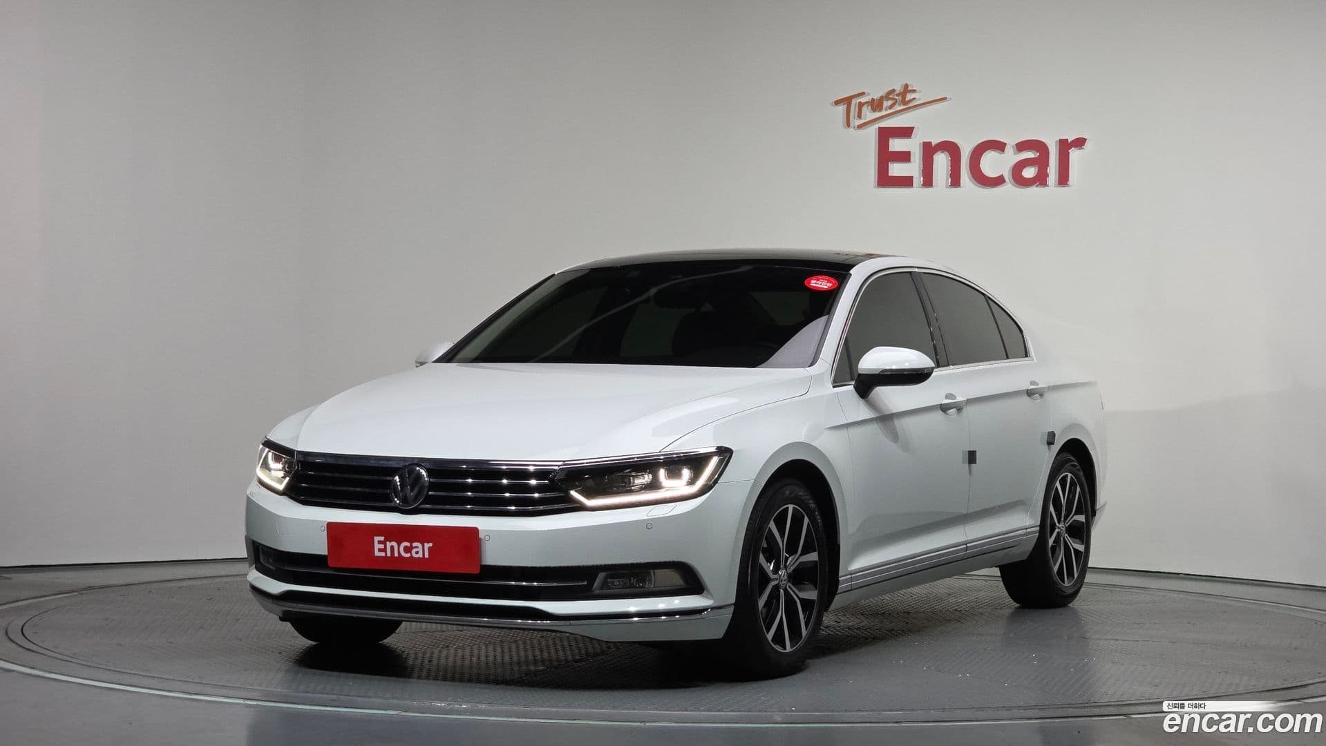 Main__Slider__Photo:Passat Volkswagen 2018.3-0