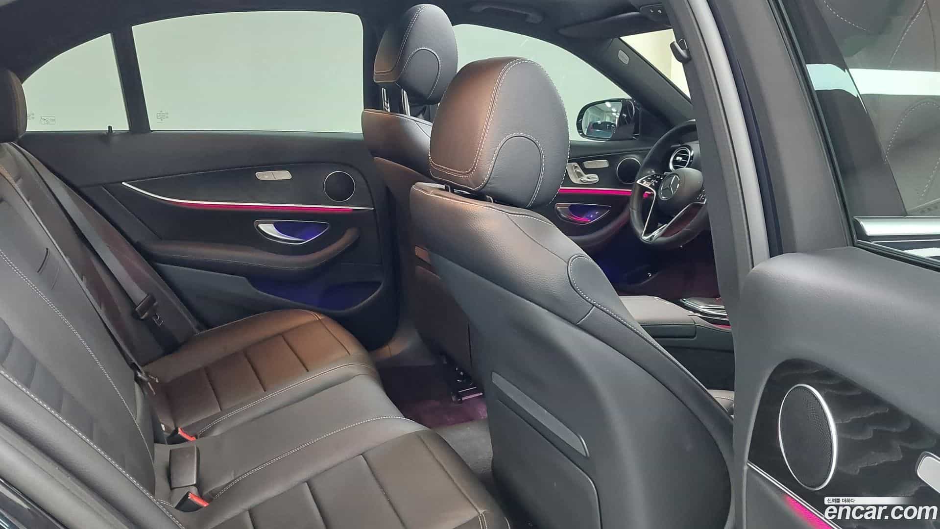 E-Class Mercedes-Benz 2023.9-INNER-010