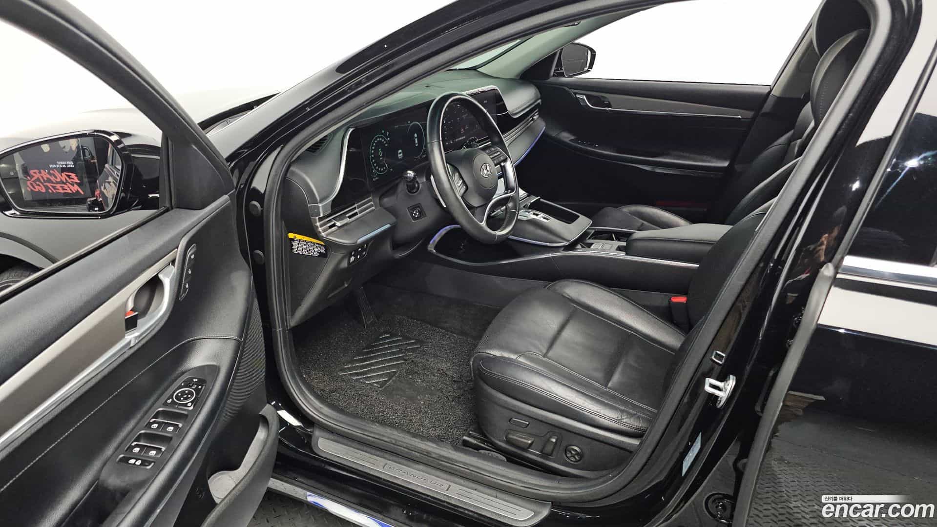 Grandeur Hyundai 2020.0-OPTION-015