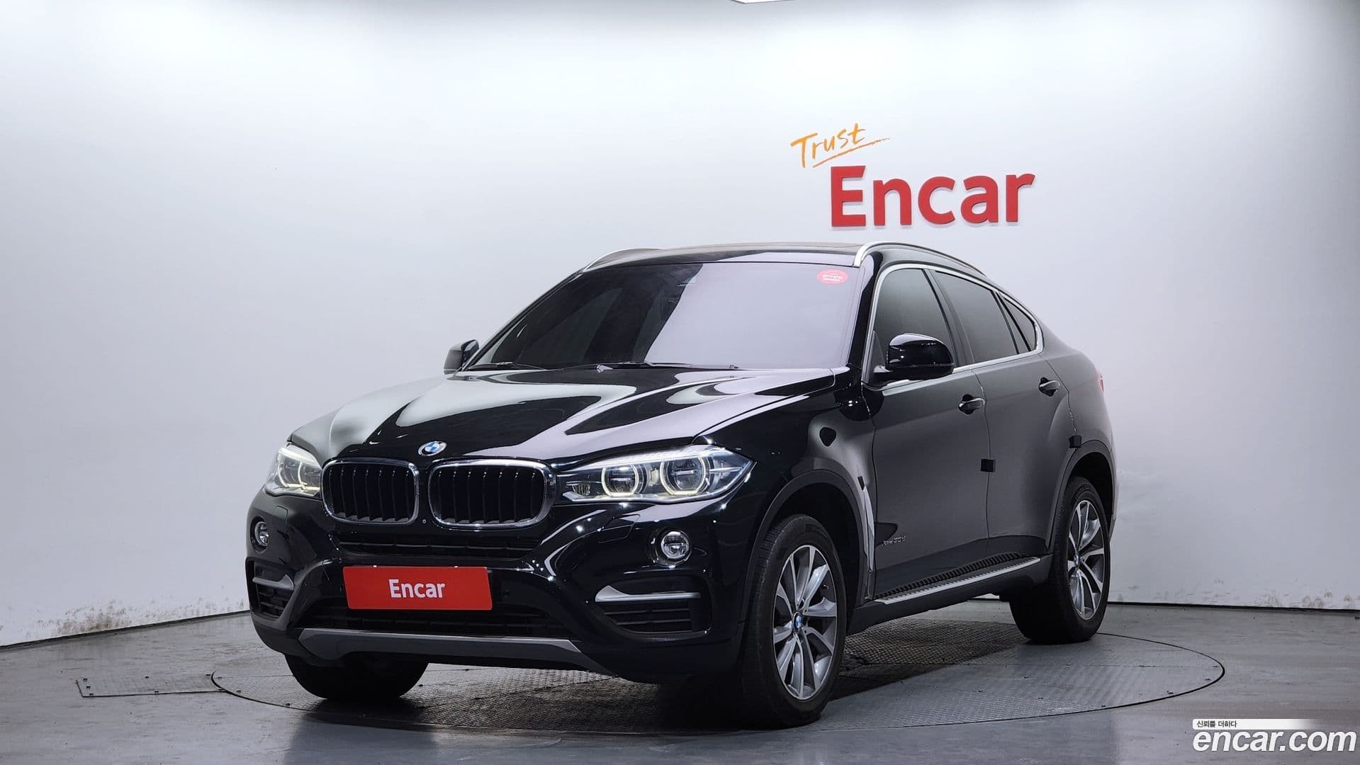 Main__Slider__Photo:X6 BMW 2015.6-0