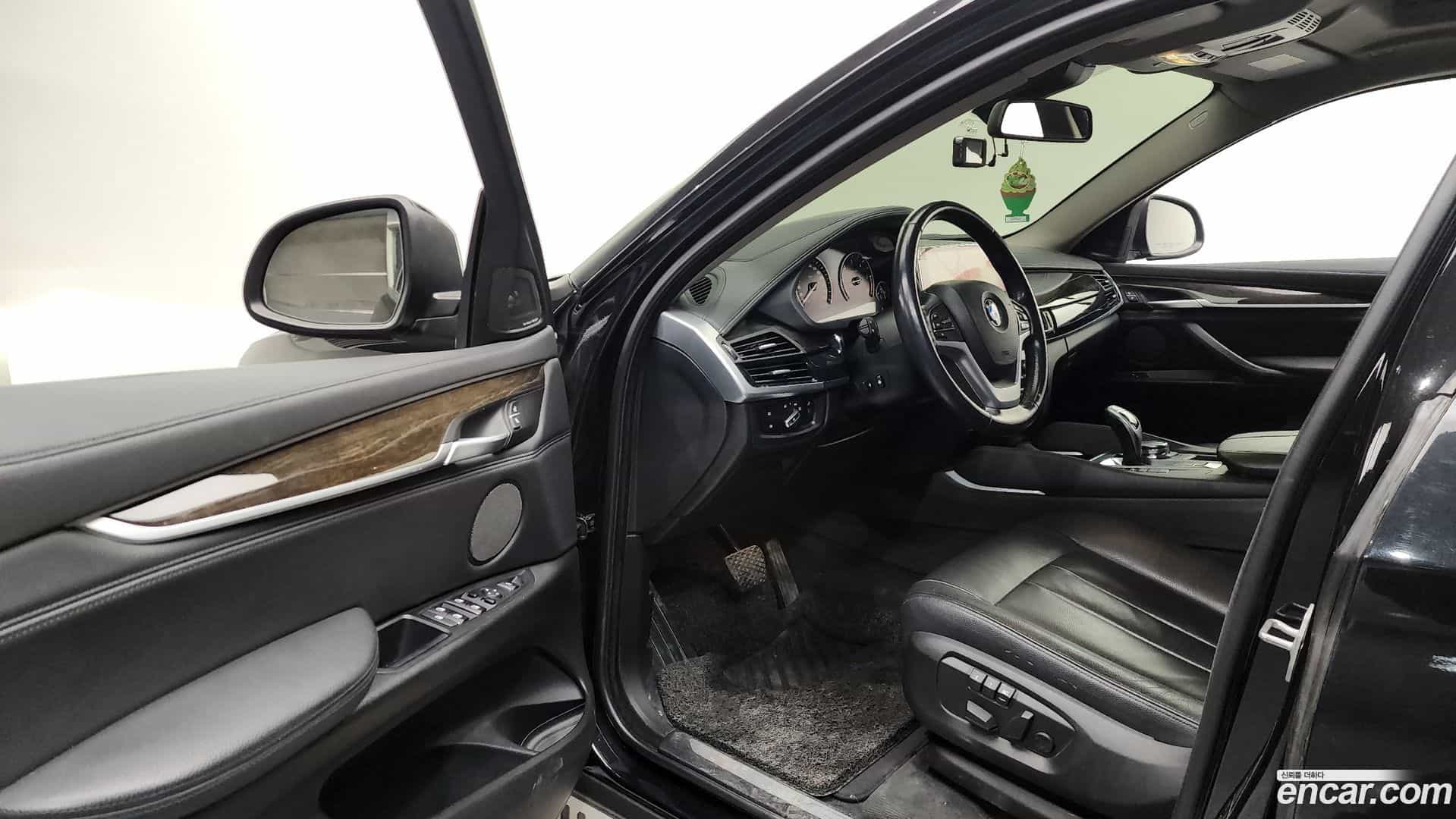 X6 BMW 2015.6-INNER-010